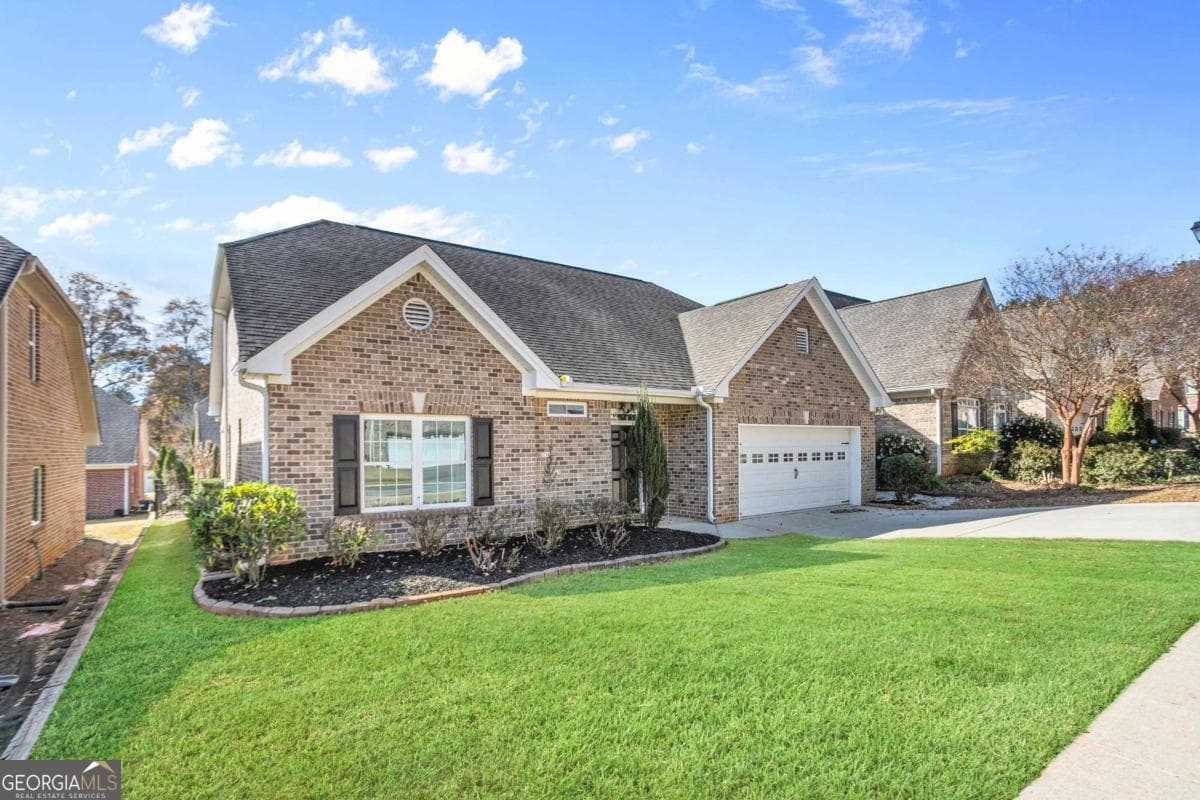 726 Retreat Woods Way — photo 1