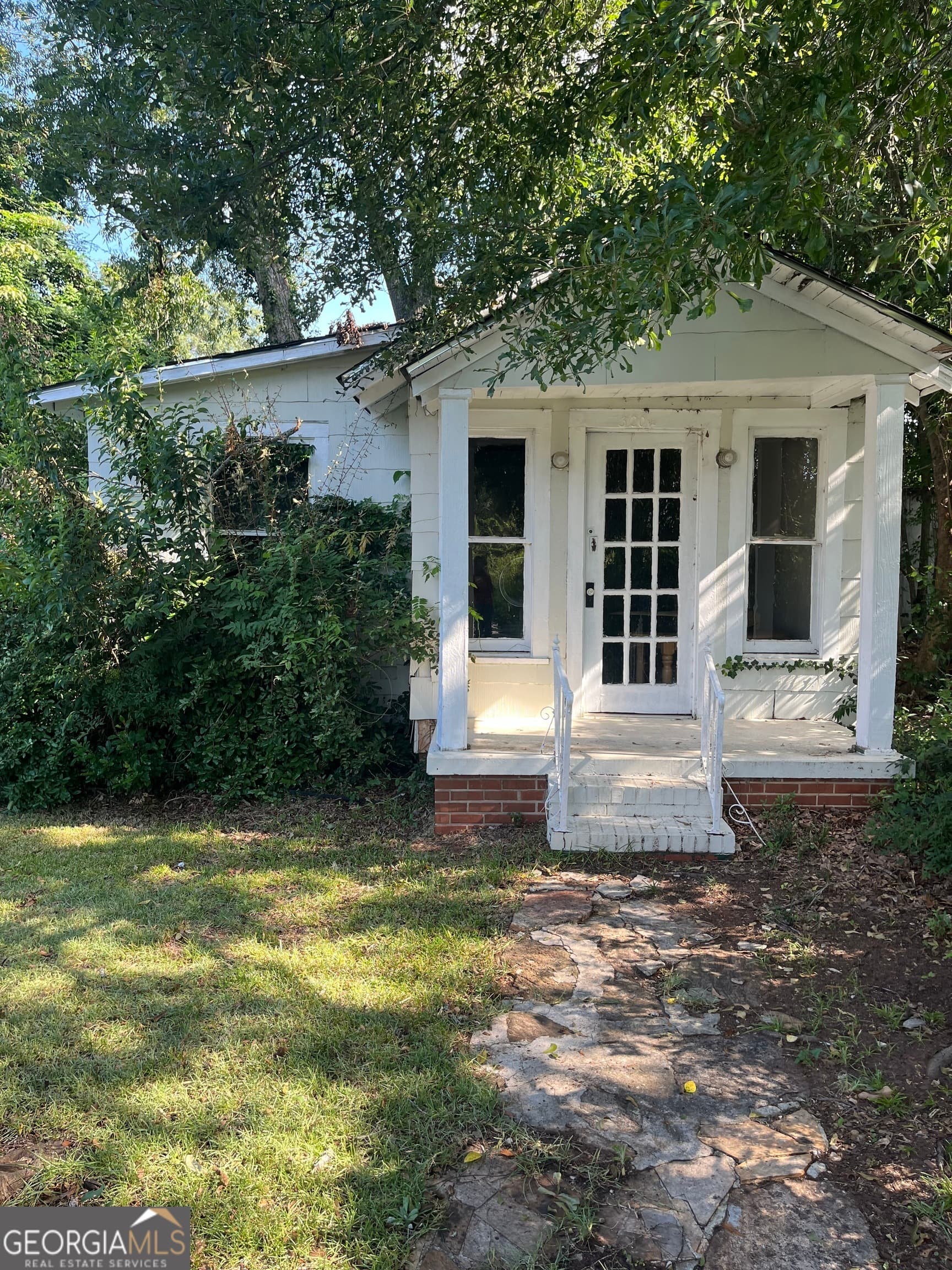 320 W Gordon St — photo 2