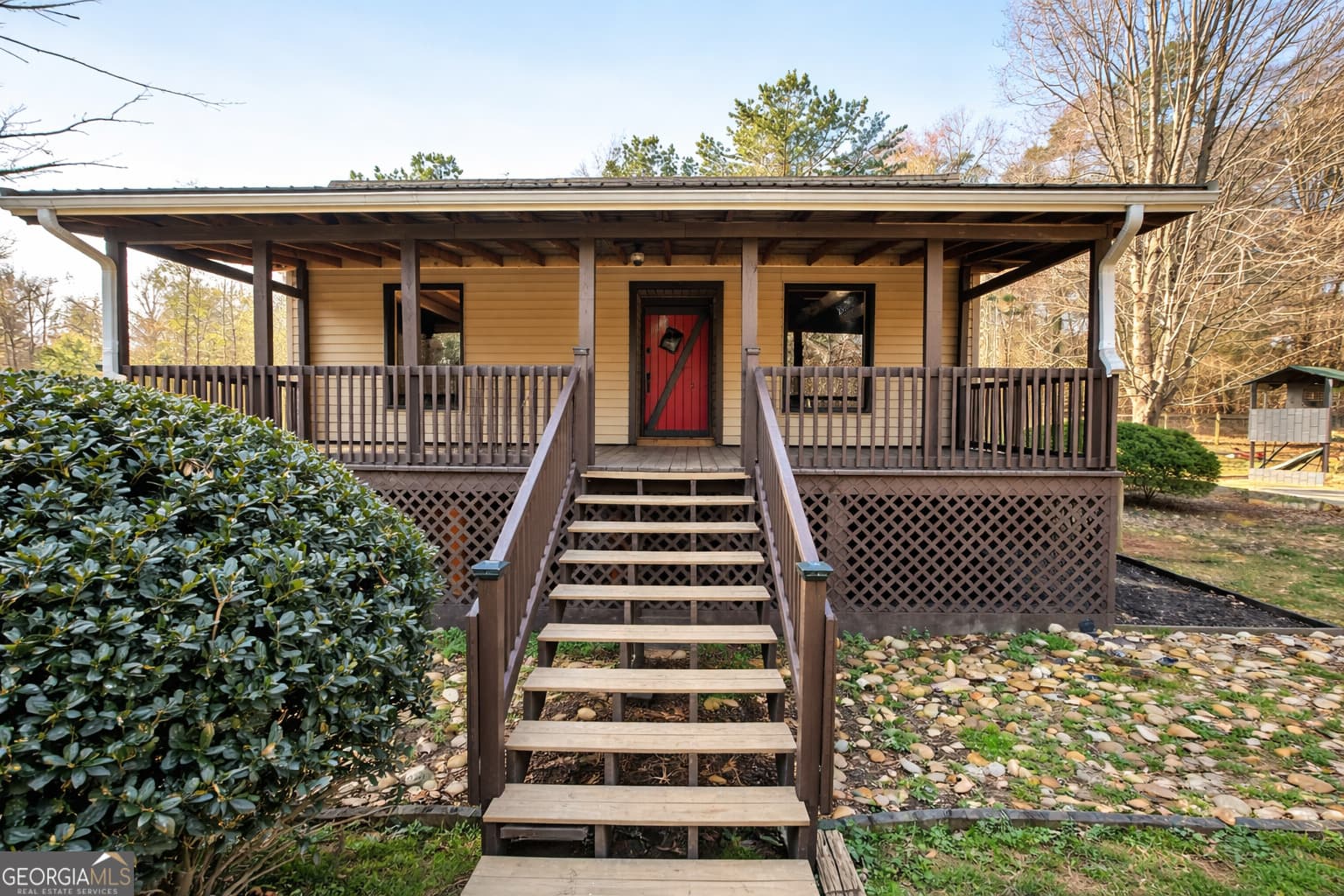 834 Hancock Rd — photo 1