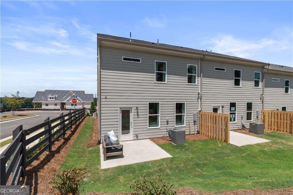 209 Abbotts Crossing Circle — photo 41