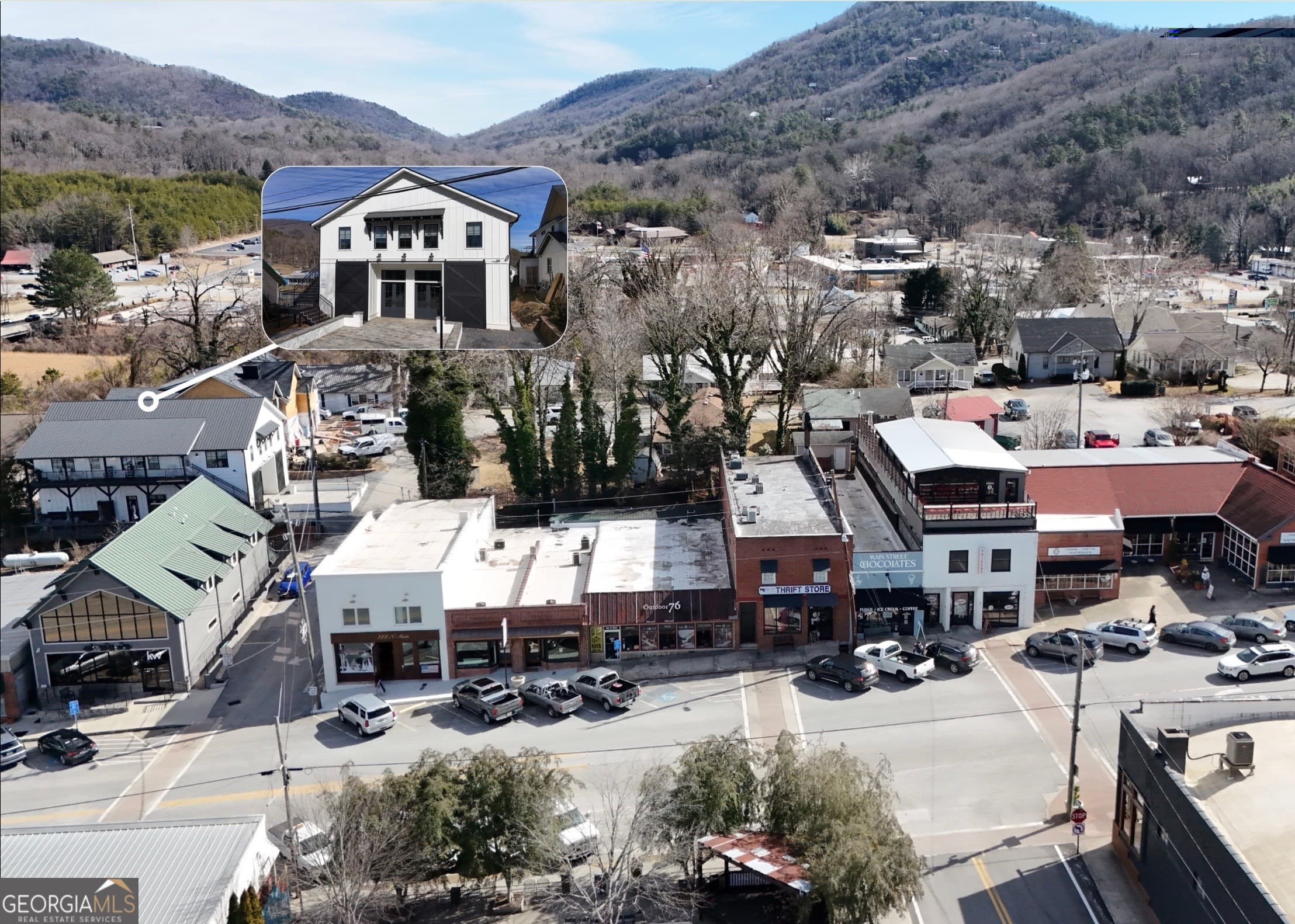 118 Oak Crescent Circle — photo 2