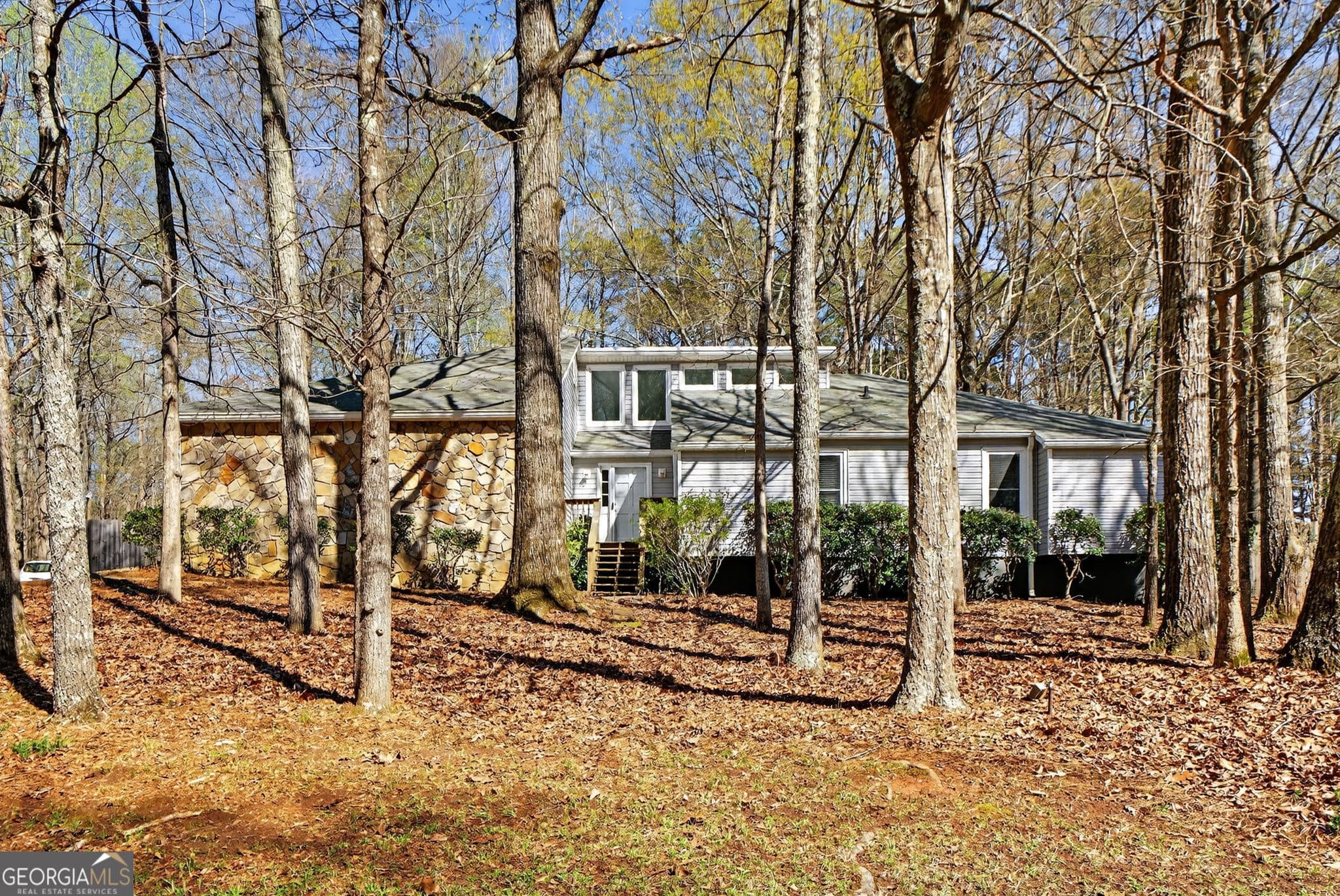 400 Benjamin Circle — photo 2