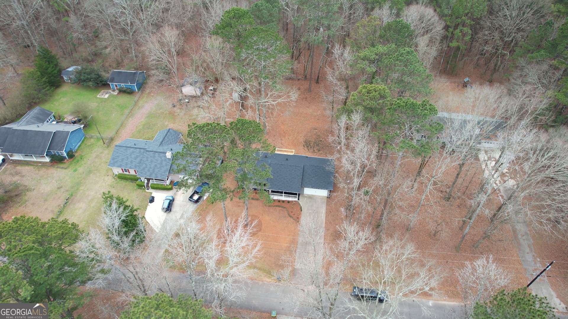 330 Pleasant Valley Rd — photo 32