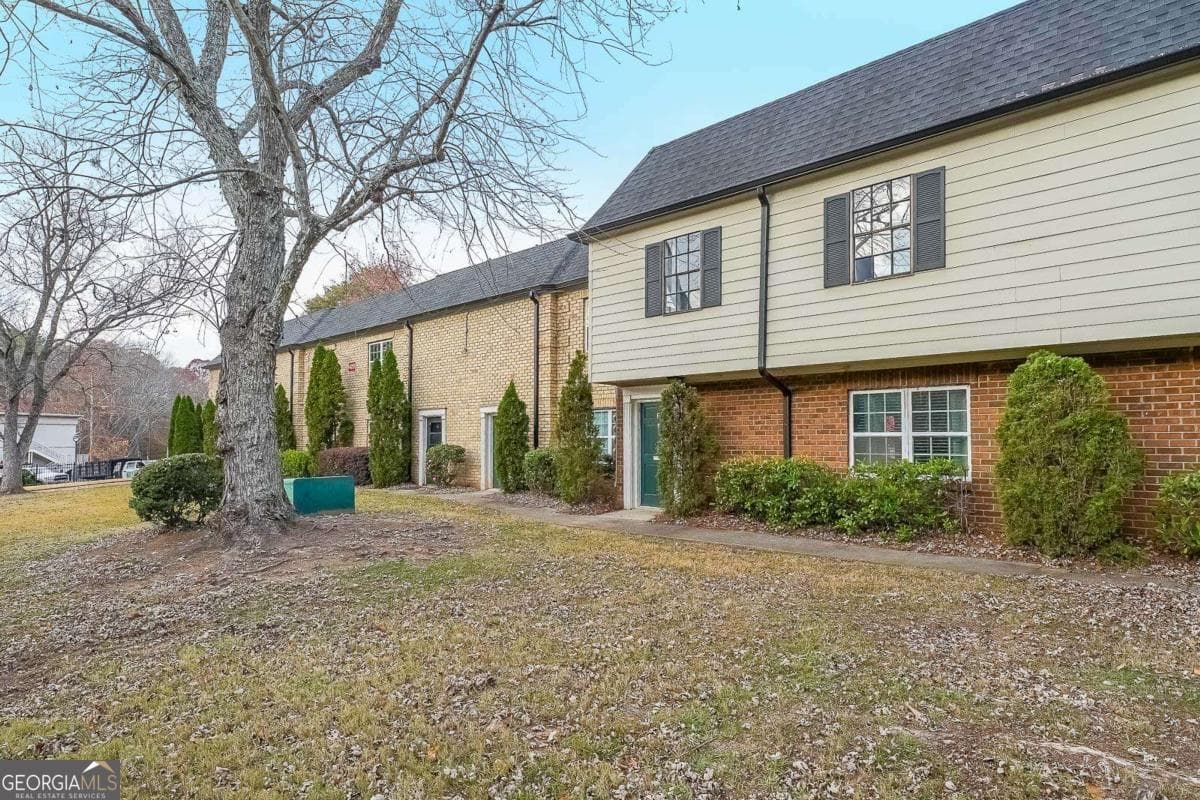 400 Winding River Dr E — photo 2