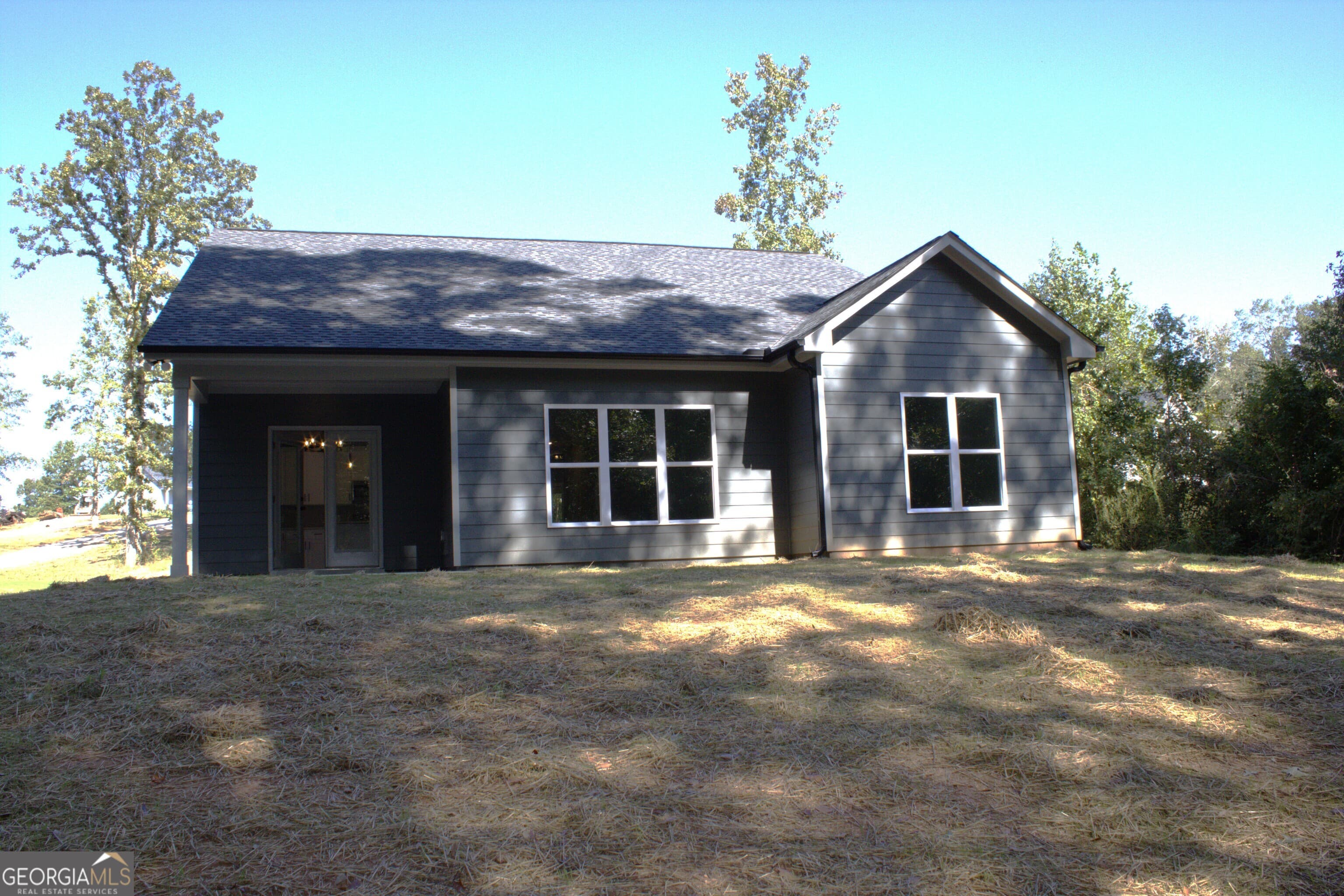 247 North Point Circle — photo 2