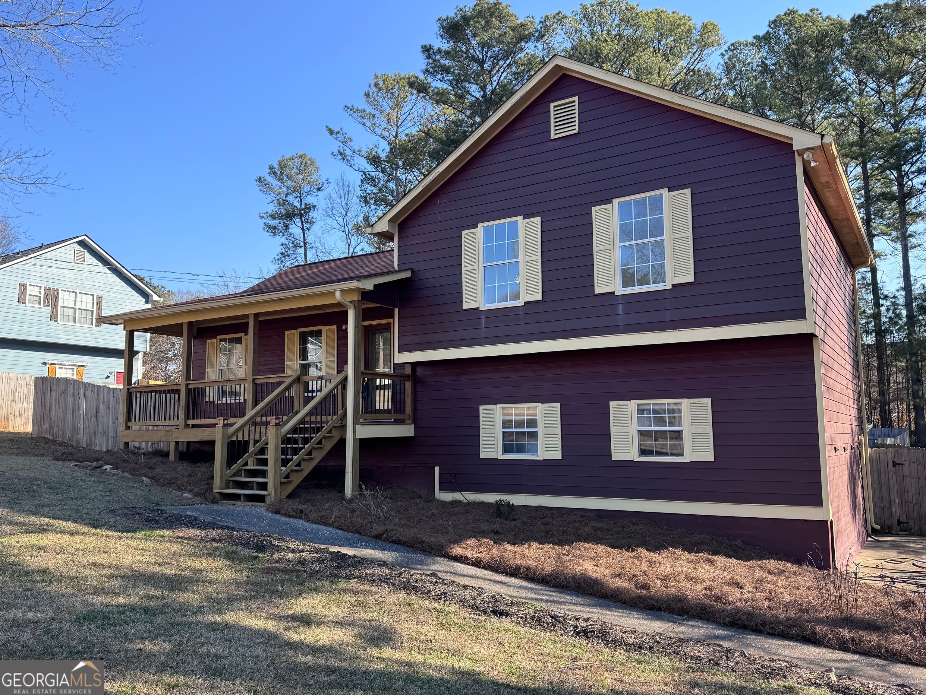 35 Lady Morgan Ln — photo 1