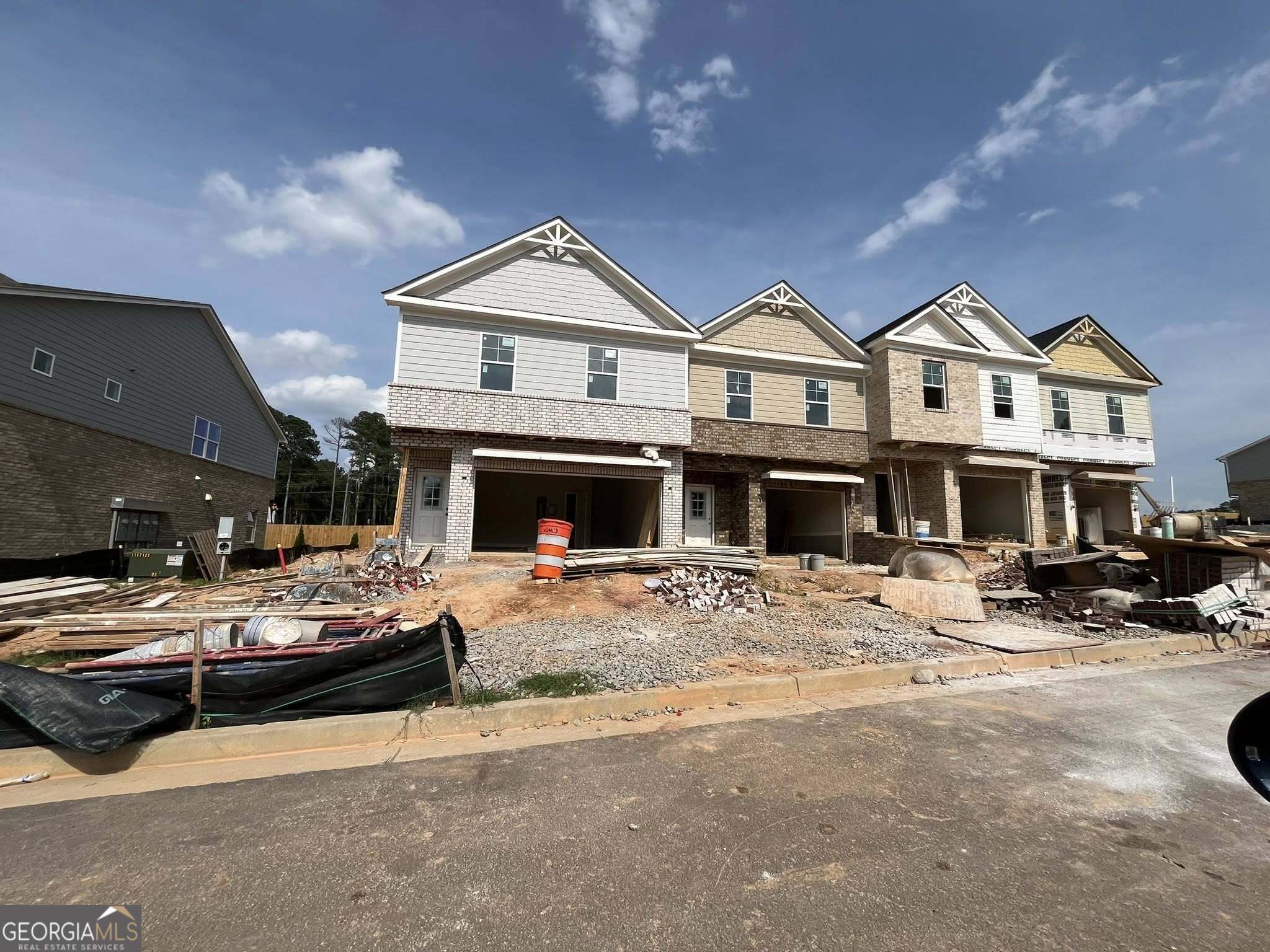 37 Creekside Commons Dr — photo 2