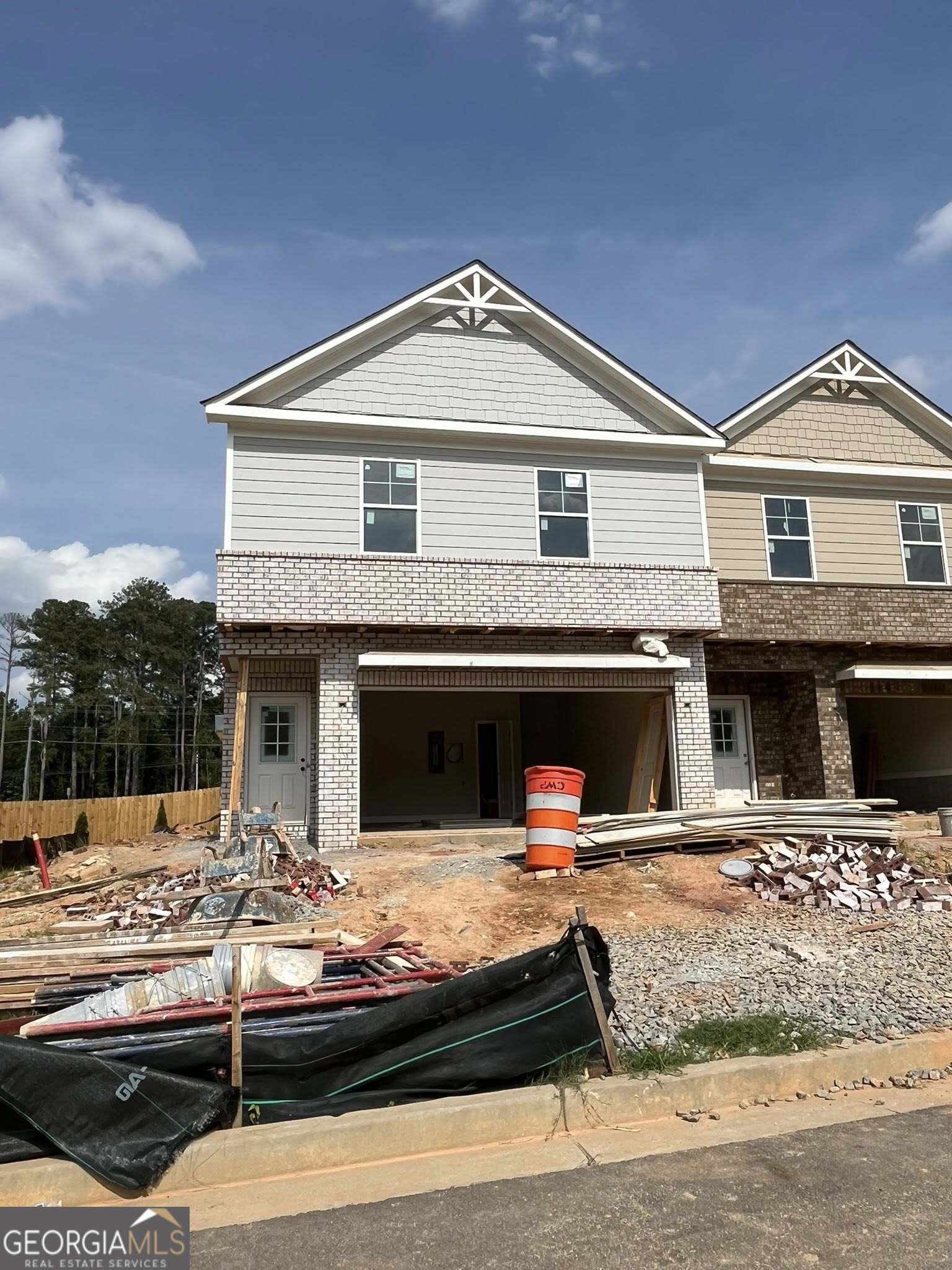 37 Creekside Commons Dr — photo 1