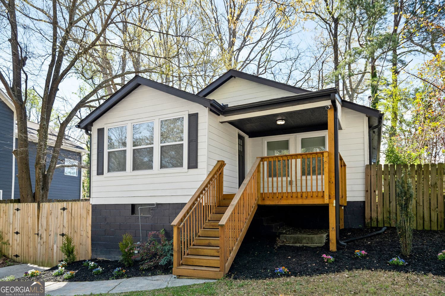 1422 Kennesaw Dr — photo 1