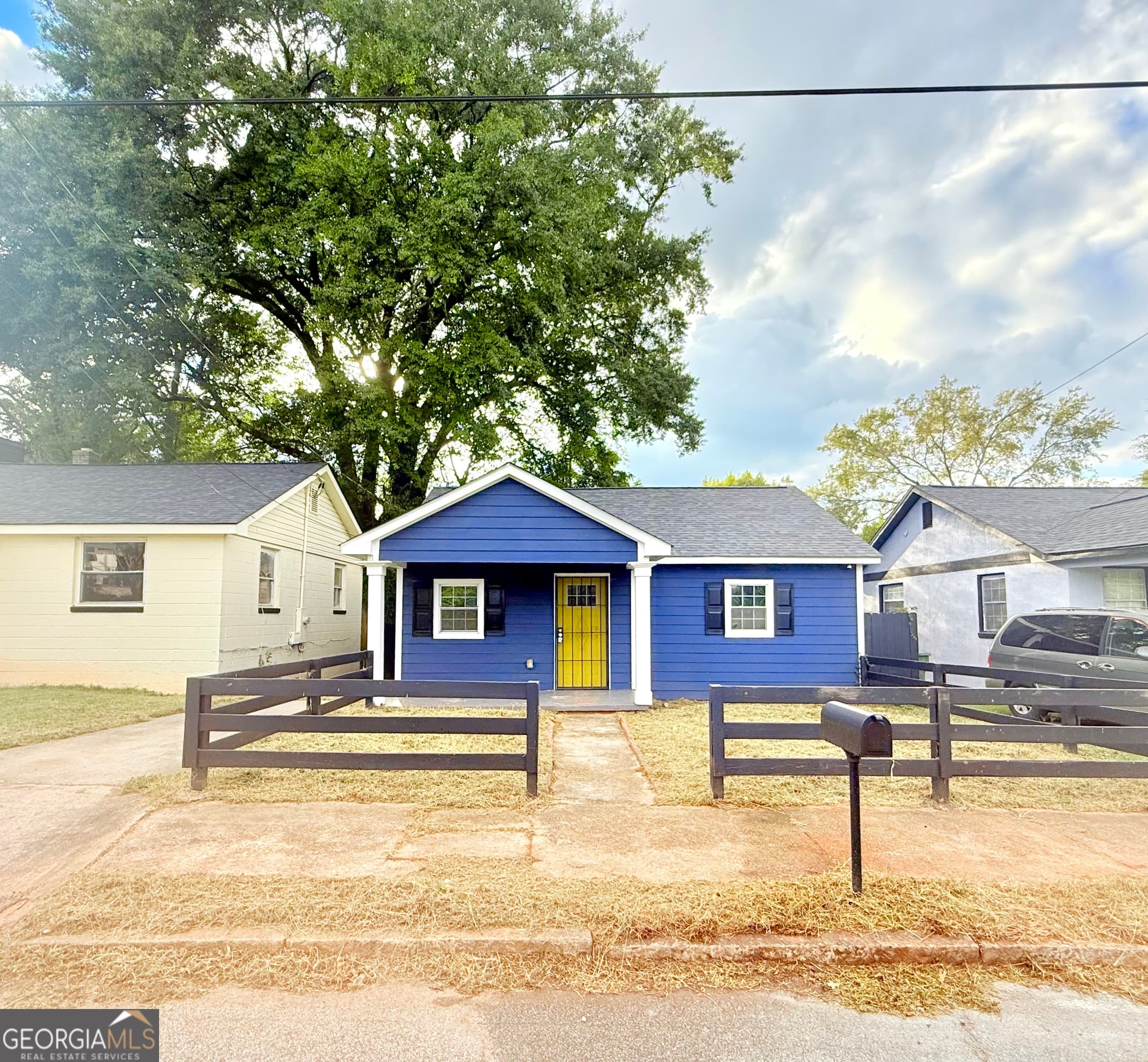 917 Garibaldi Sw St — photo 1