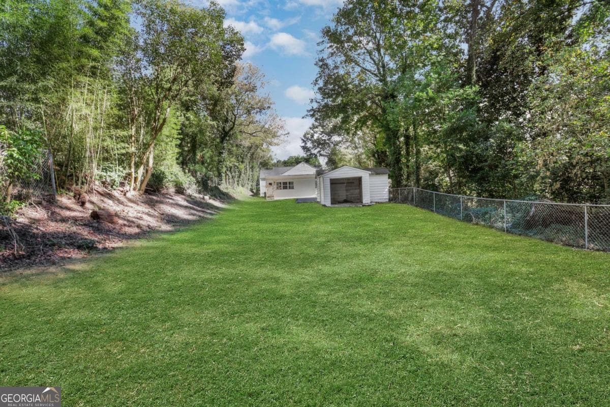 207 Walthall Nw St — photo 59