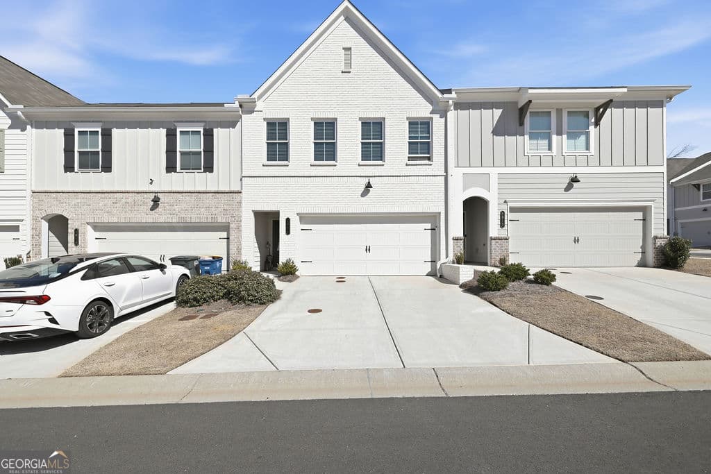 1914 Carovel Way — photo 1