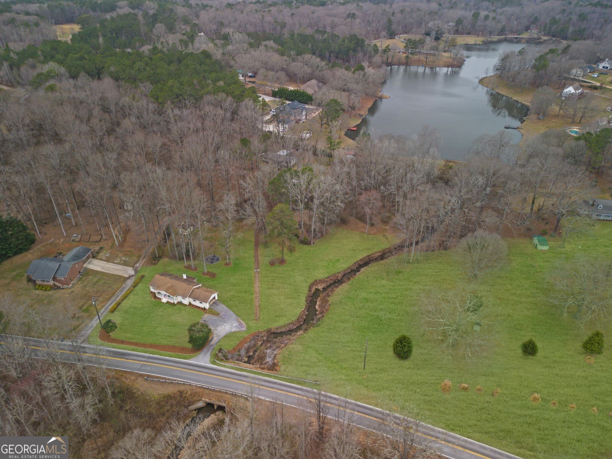 413 Lees Mill Rd — photo 2