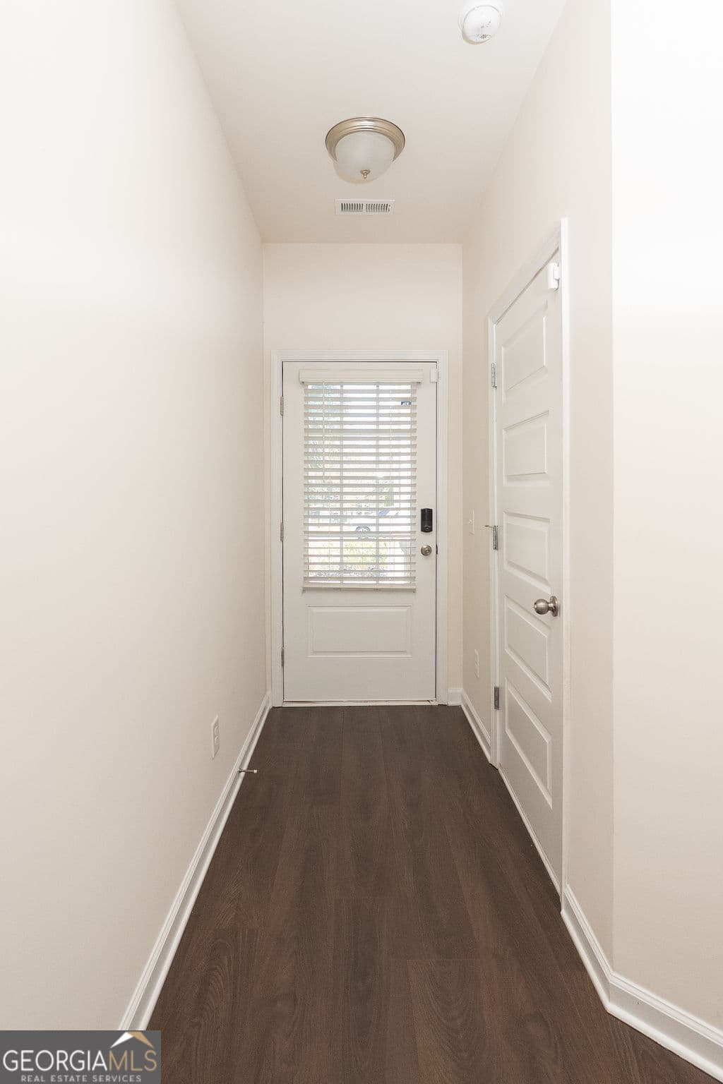 5741 Silver Lake Dr — photo 2