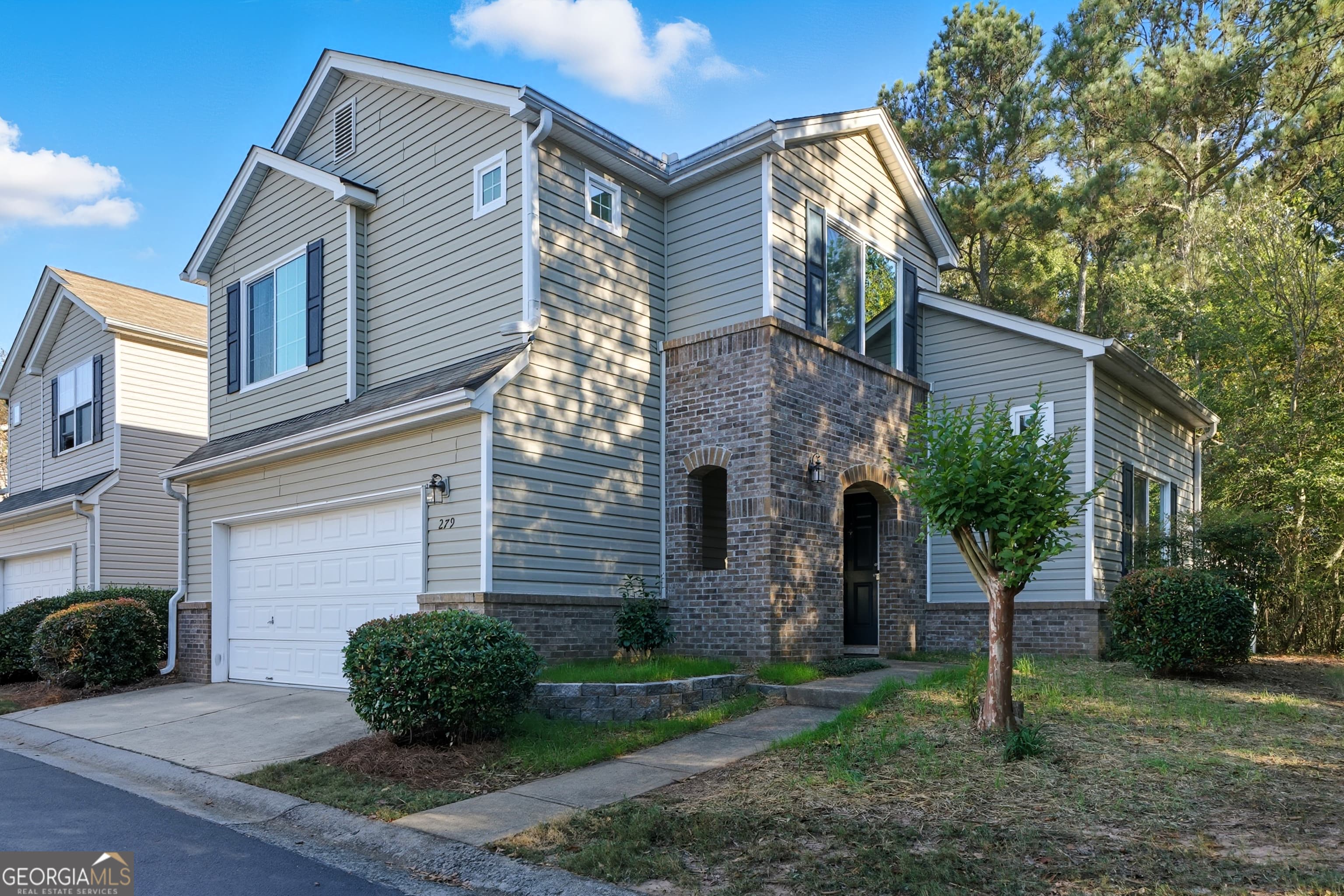 279 Hiawassee Dr — photo 2