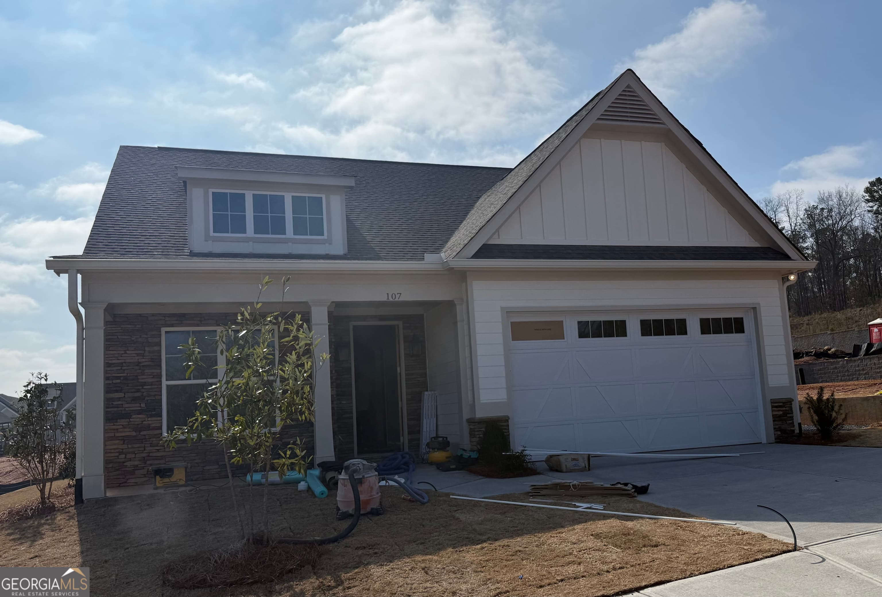 107 Magnolia Ln — photo 1