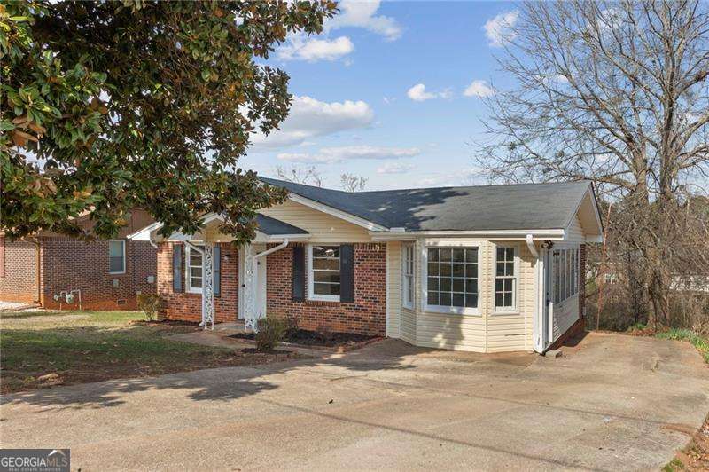 163 Wood Circle — photo 2