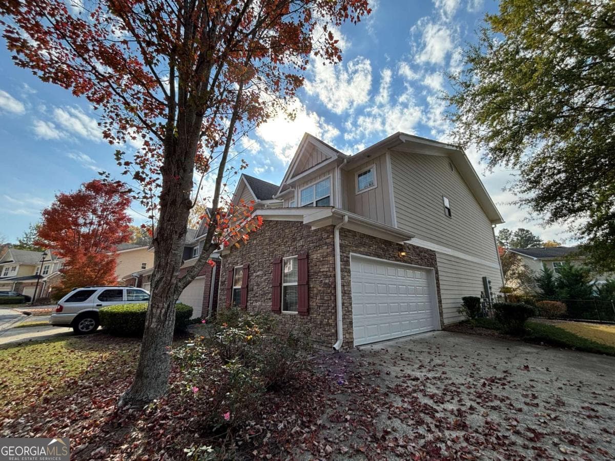 1231 Gates Mill Dr #14 — photo 2