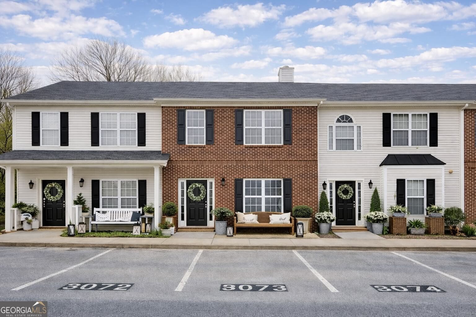 5072 Leeshire Trace — photo 1