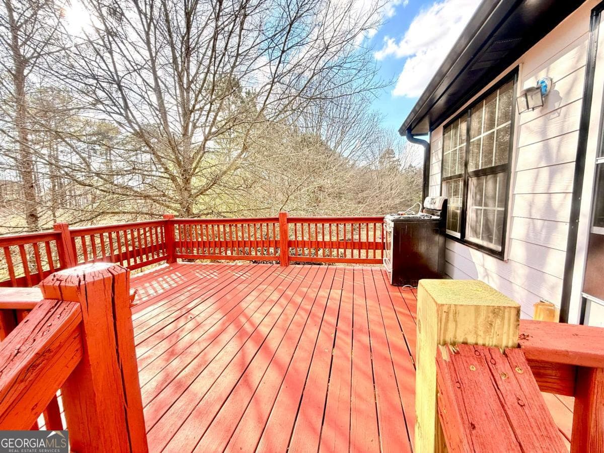 557 Vickers Ln — photo 27