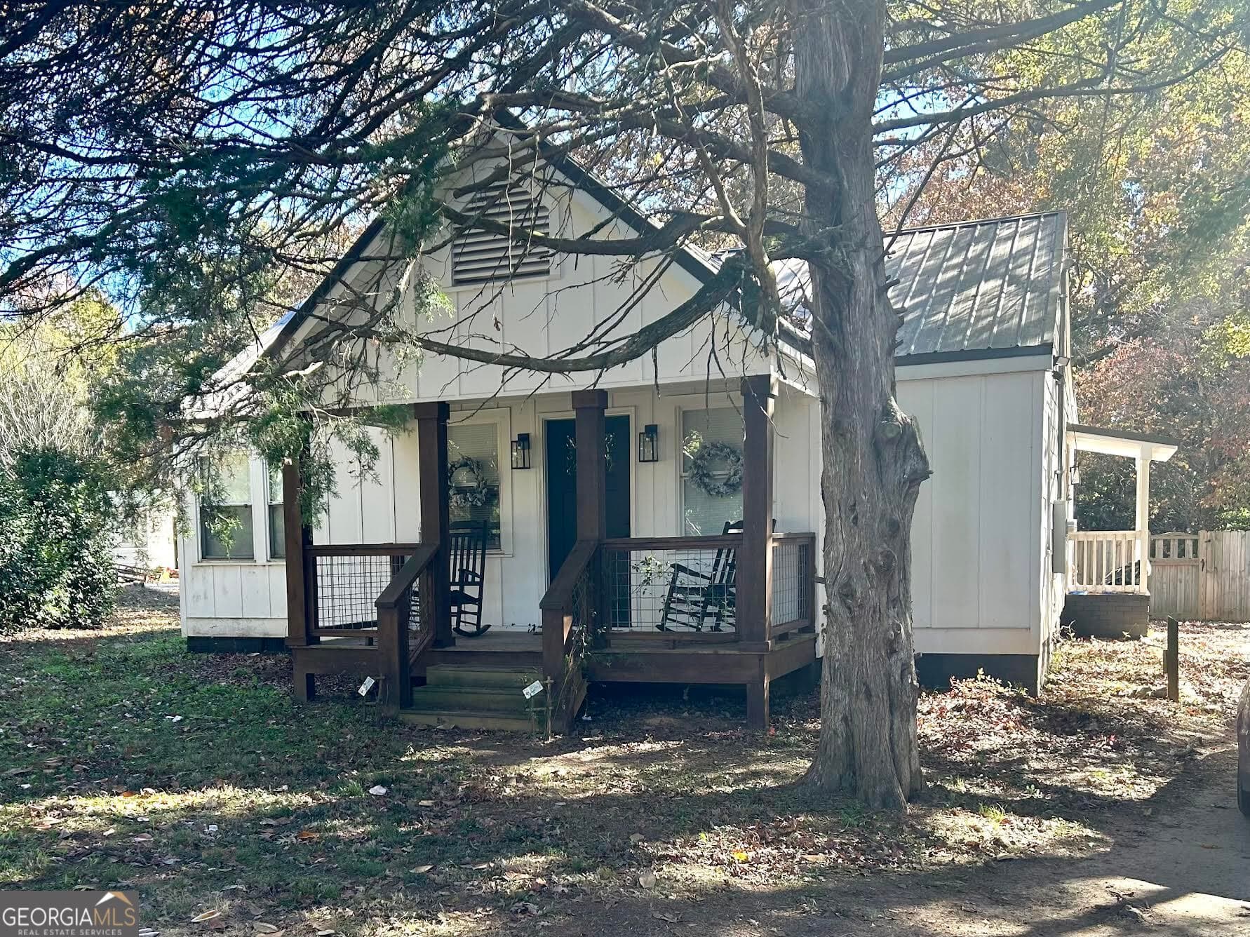 1226 Zebulon Rd — photo 1