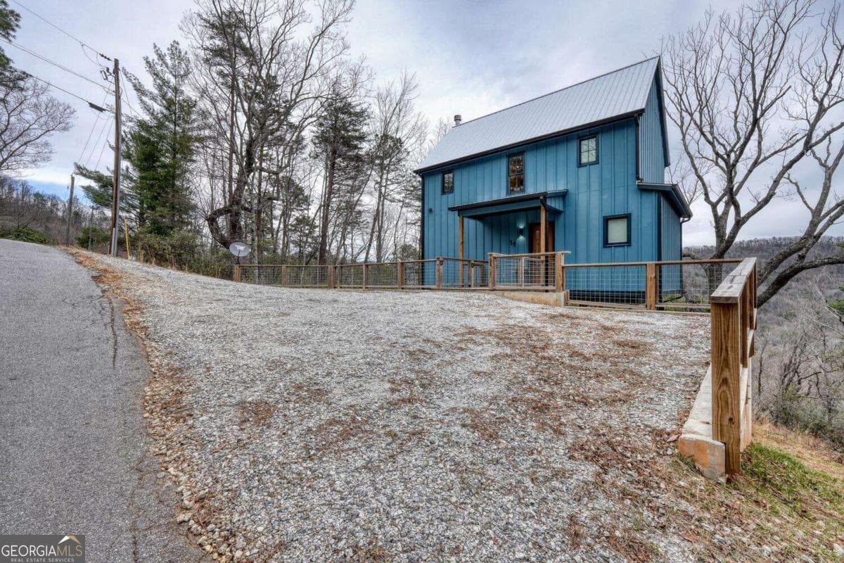 11 Soaring Eagle Ln — photo 2