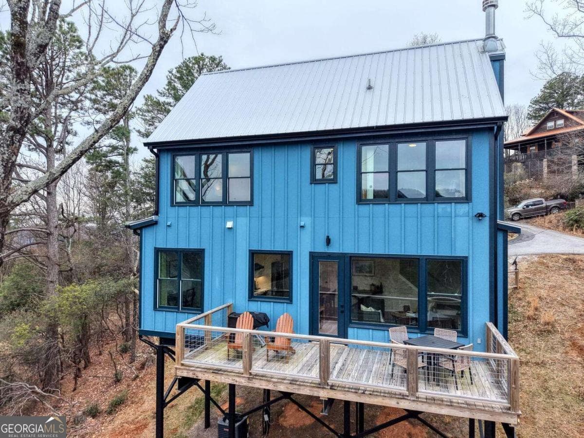 11 Soaring Eagle Ln — photo 1