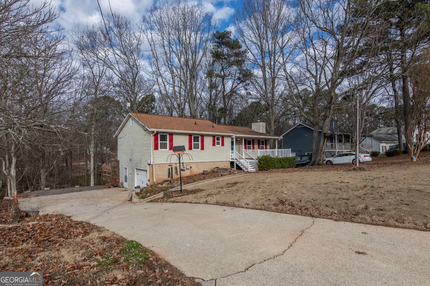 4135 Macduff Dr — photo 2