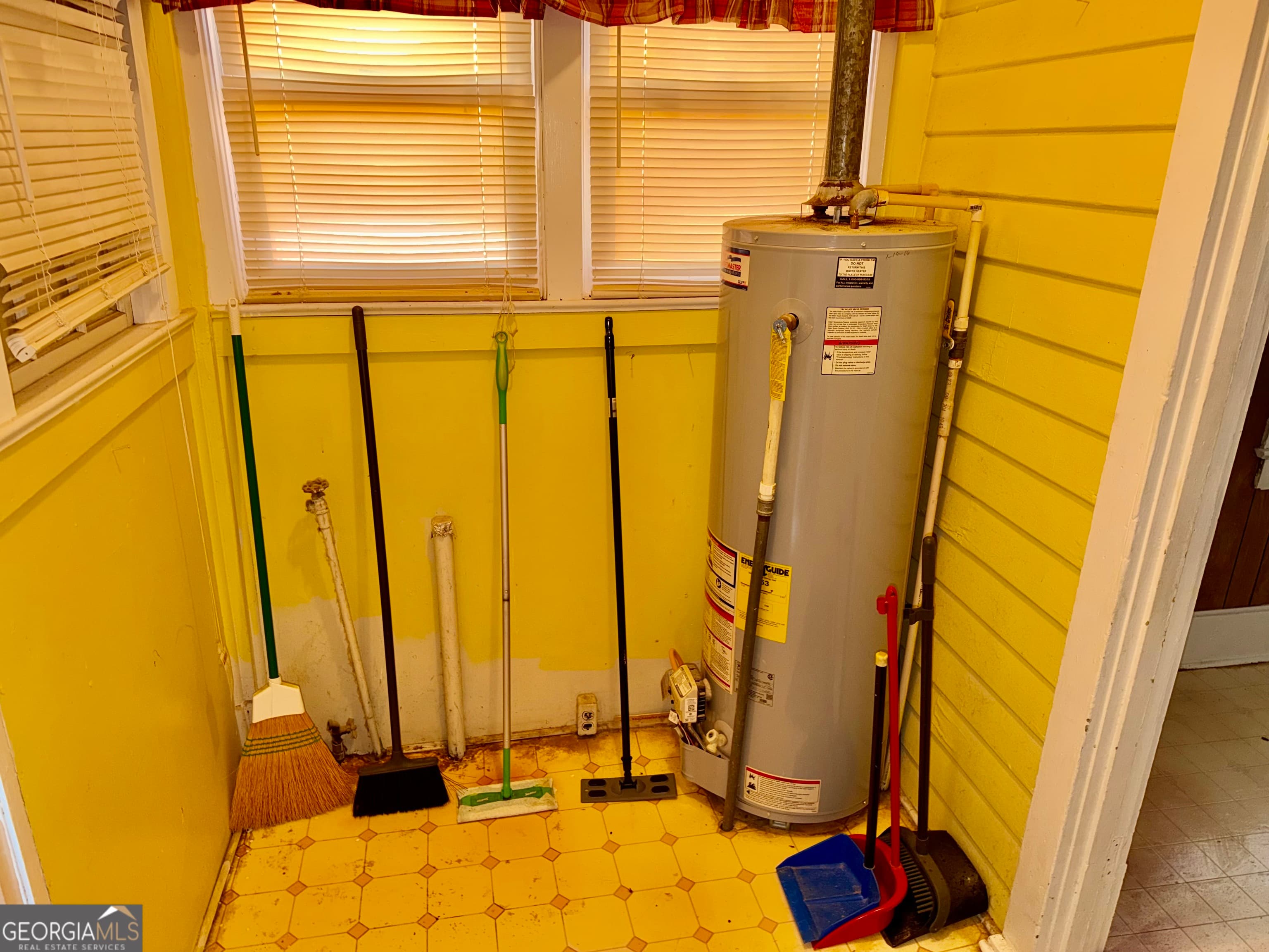 349 Cook St — photo 22