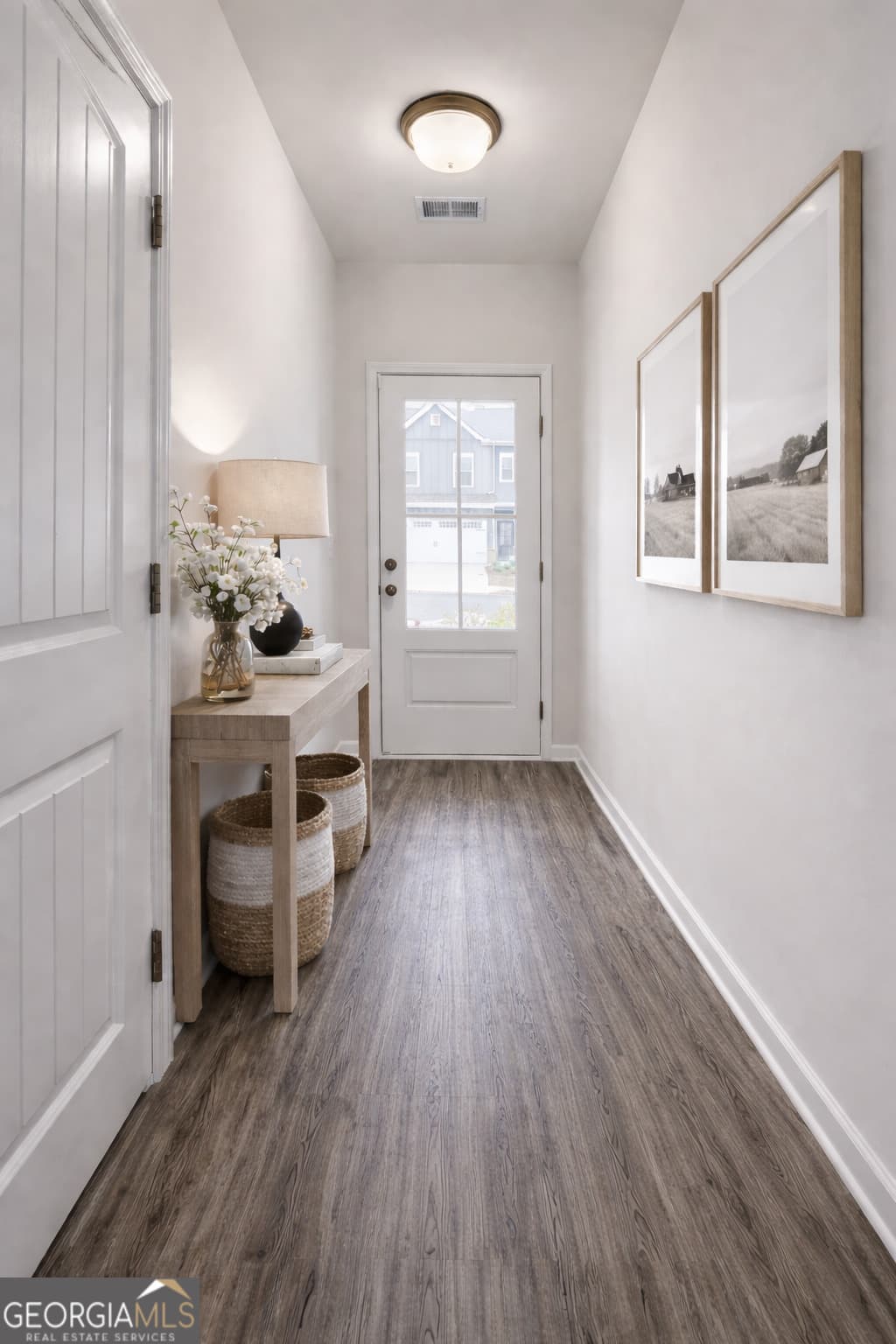 1123 Chastain Dr — photo 2