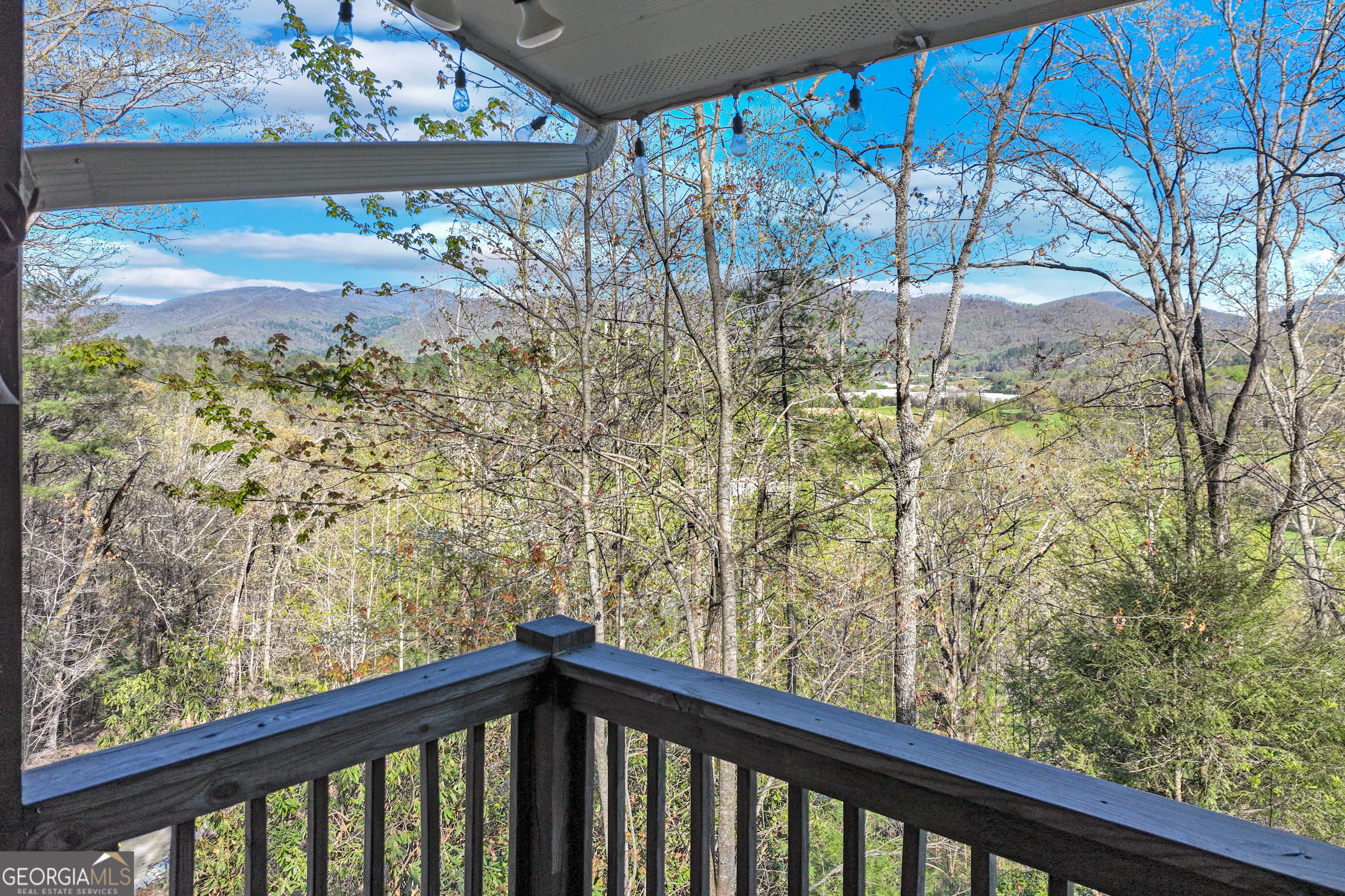 243 Degroff Ln — photo 2