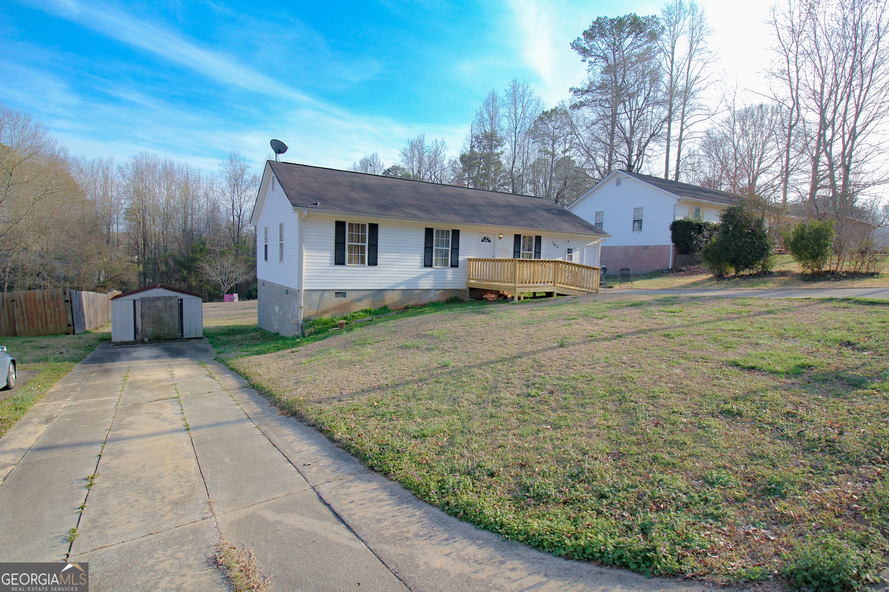 5674 Maiden Ln — photo 26