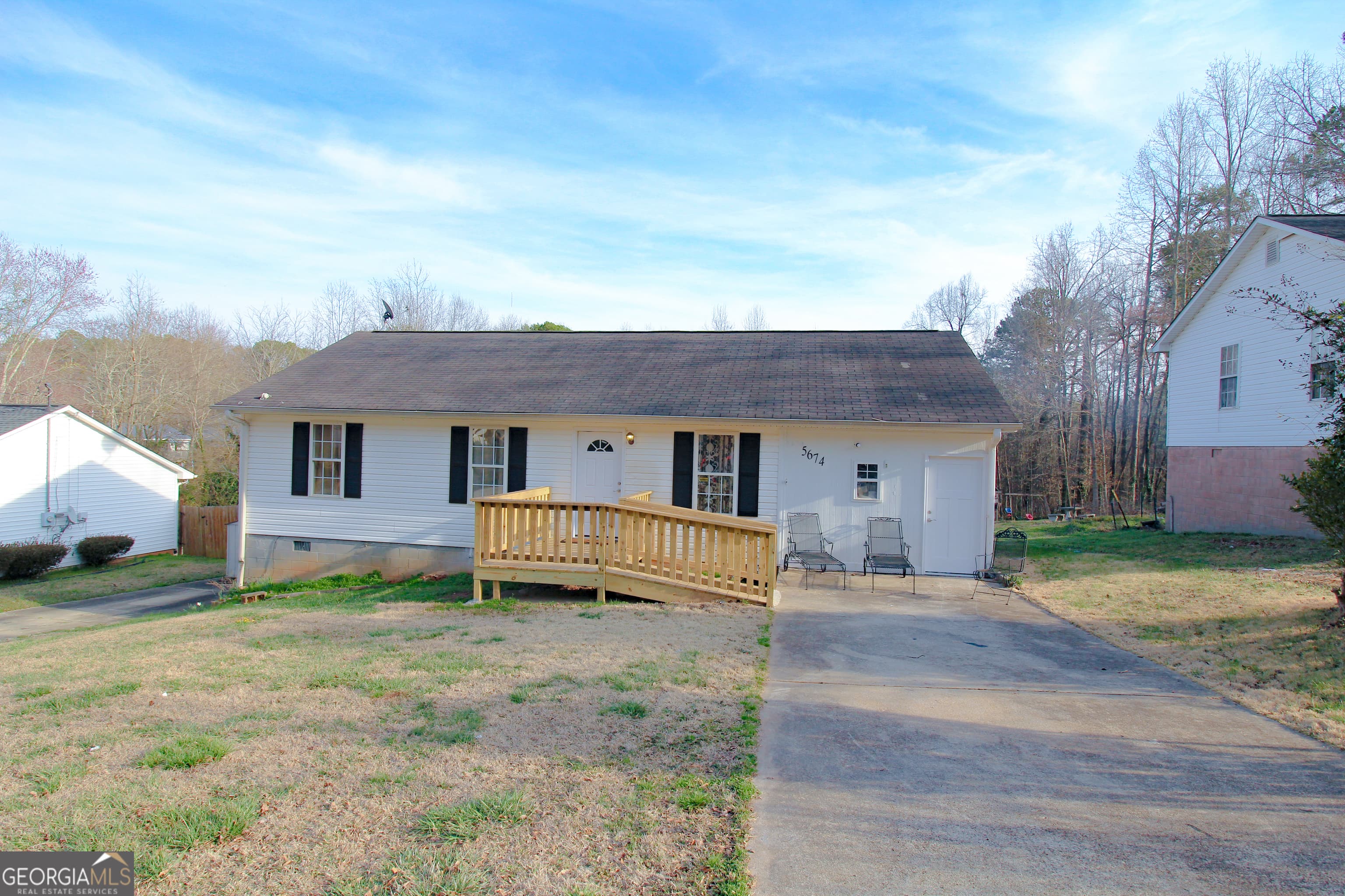 5674 Maiden Ln — photo 1