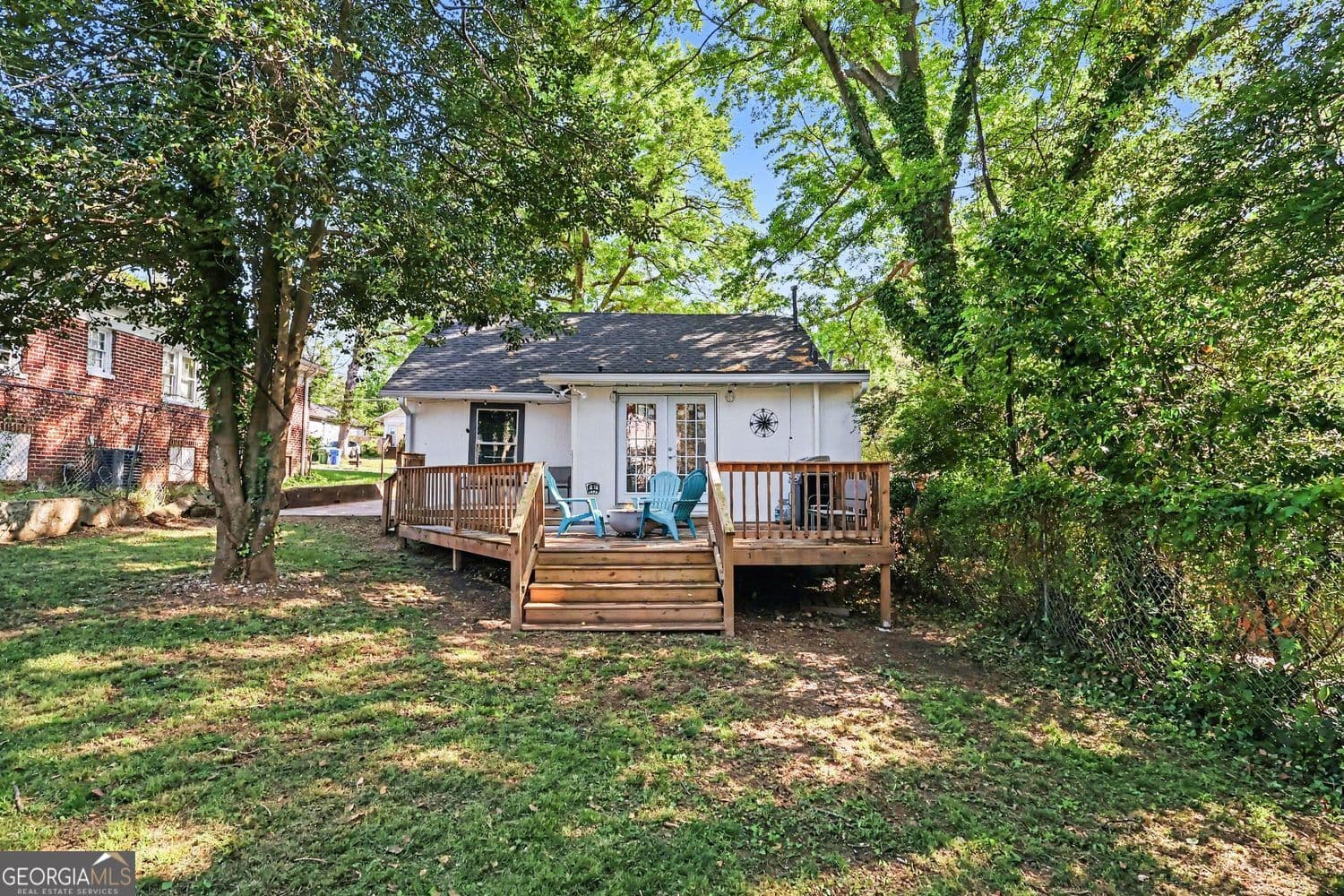 156 Rhodesia Se Ave — photo 25