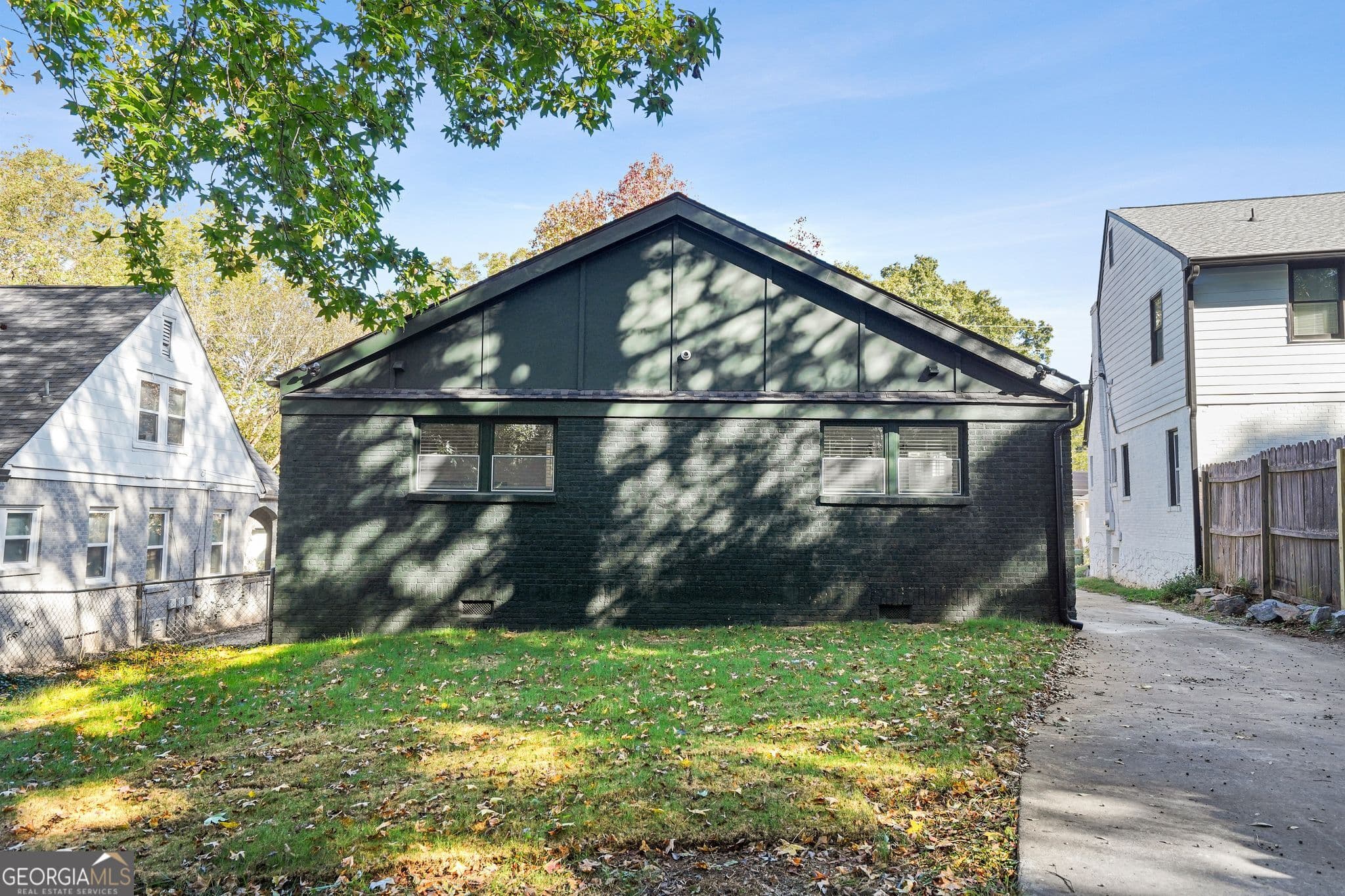 1580 Beecher Sw St — photo 15