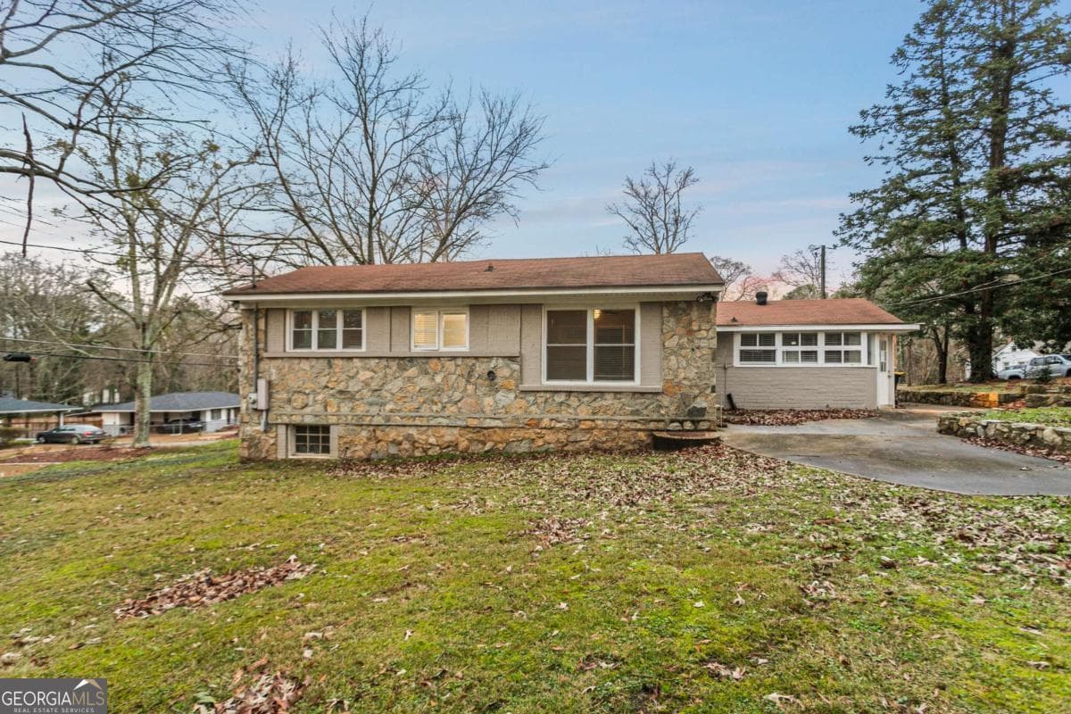 141 Fairview Dr — photo 15