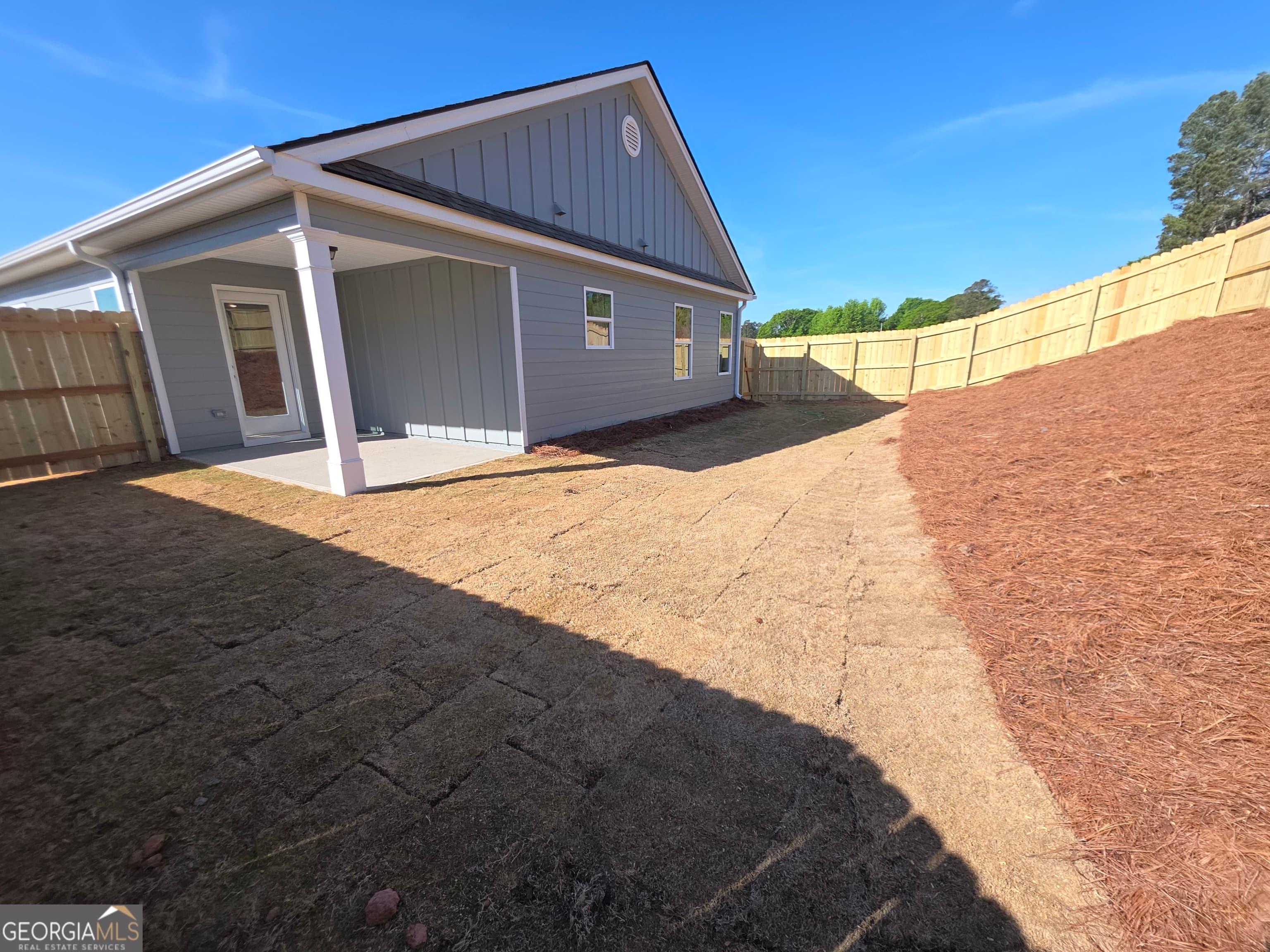 141 Charlie Way 25 — photo 11