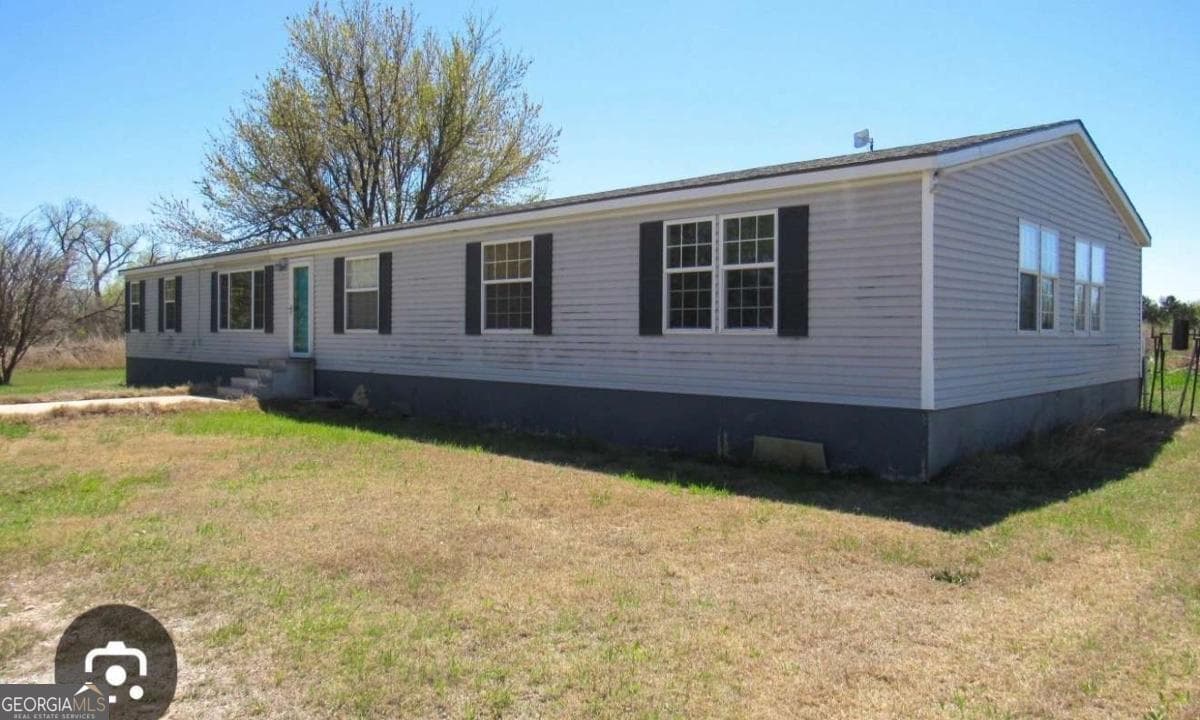 185 Cedar Ln — photo 1