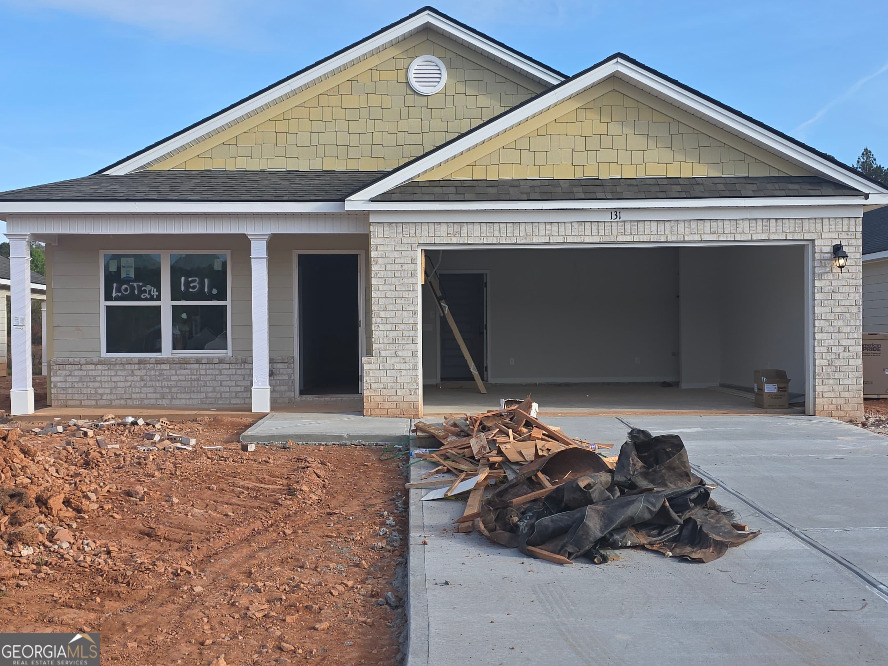 131 Charlie Way 24 — photo 1