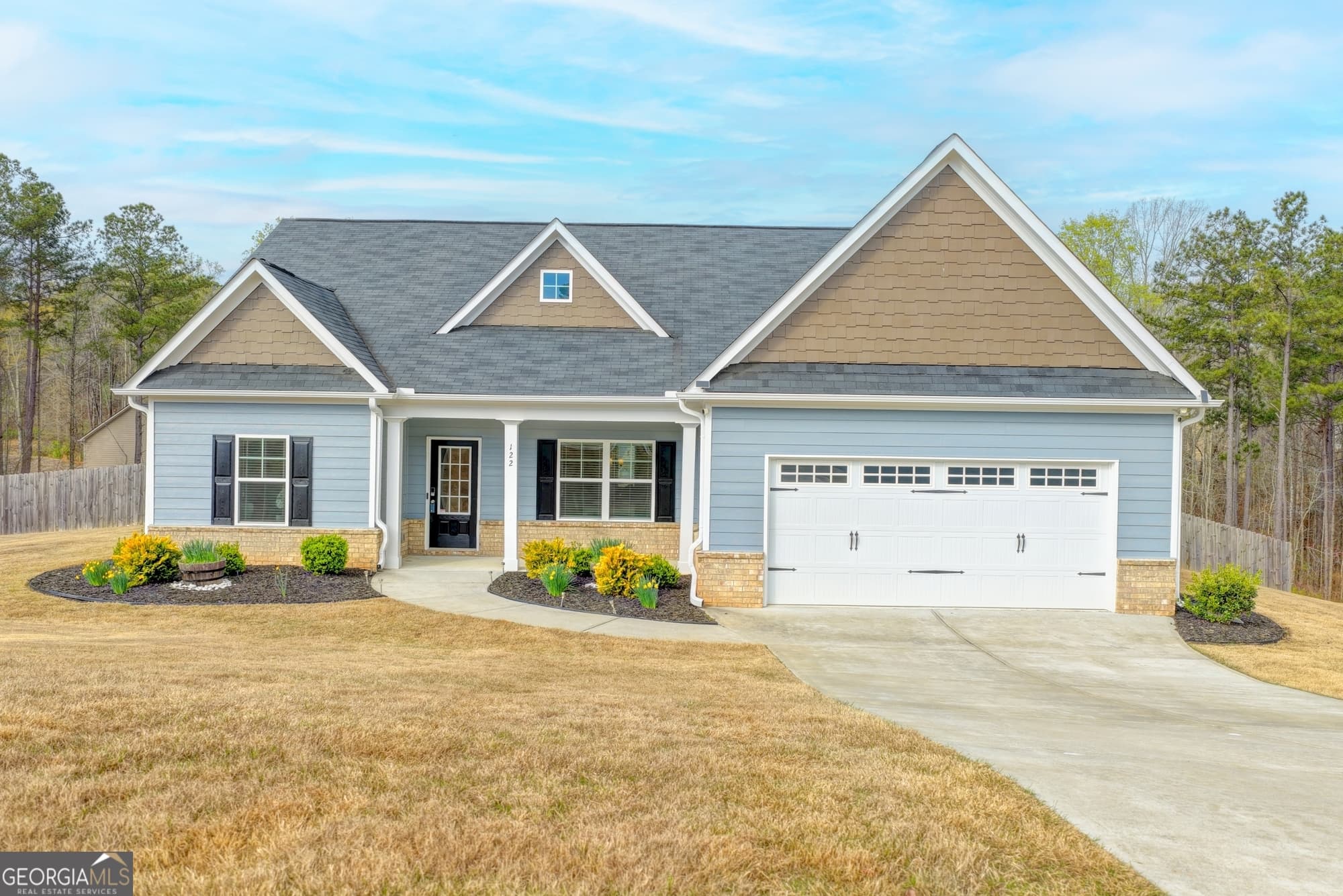 122 Moriah Woods Dr — photo 1