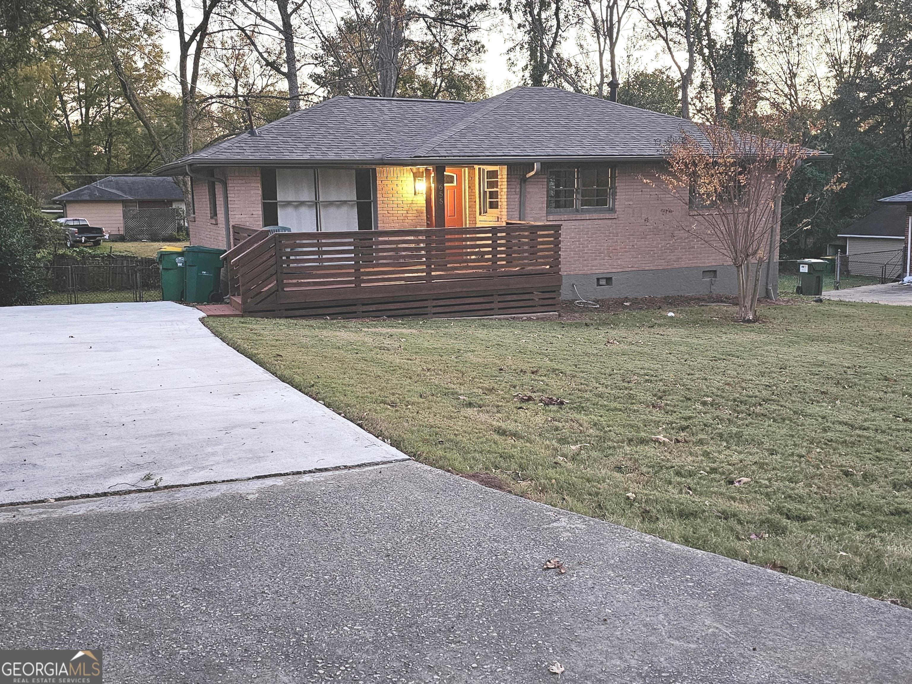 655 Shellnut Dr — photo 33