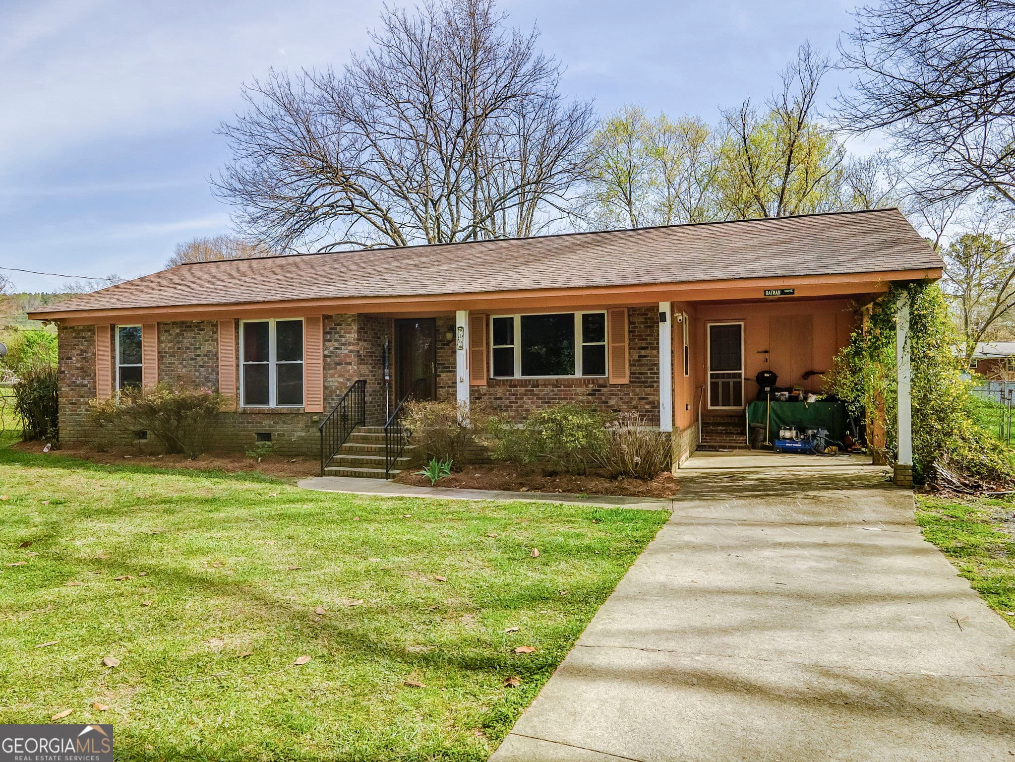 16 Mango Ne Rd — photo 2