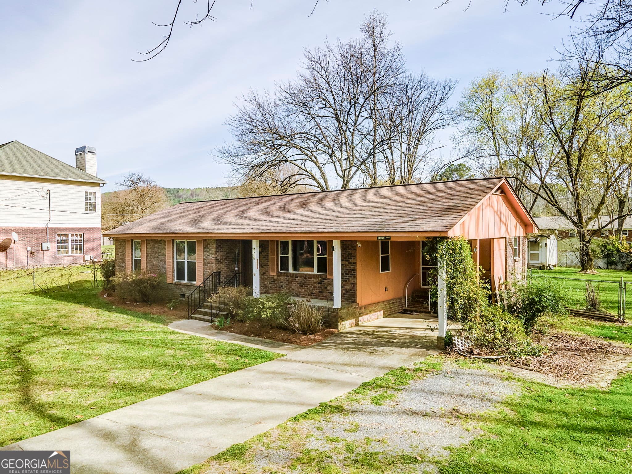 16 Mango Ne Rd — photo 1