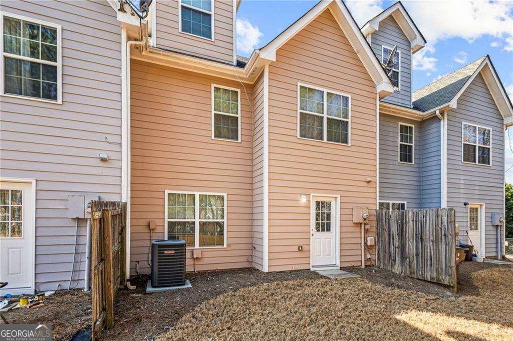 321 Village Dr — photo 30