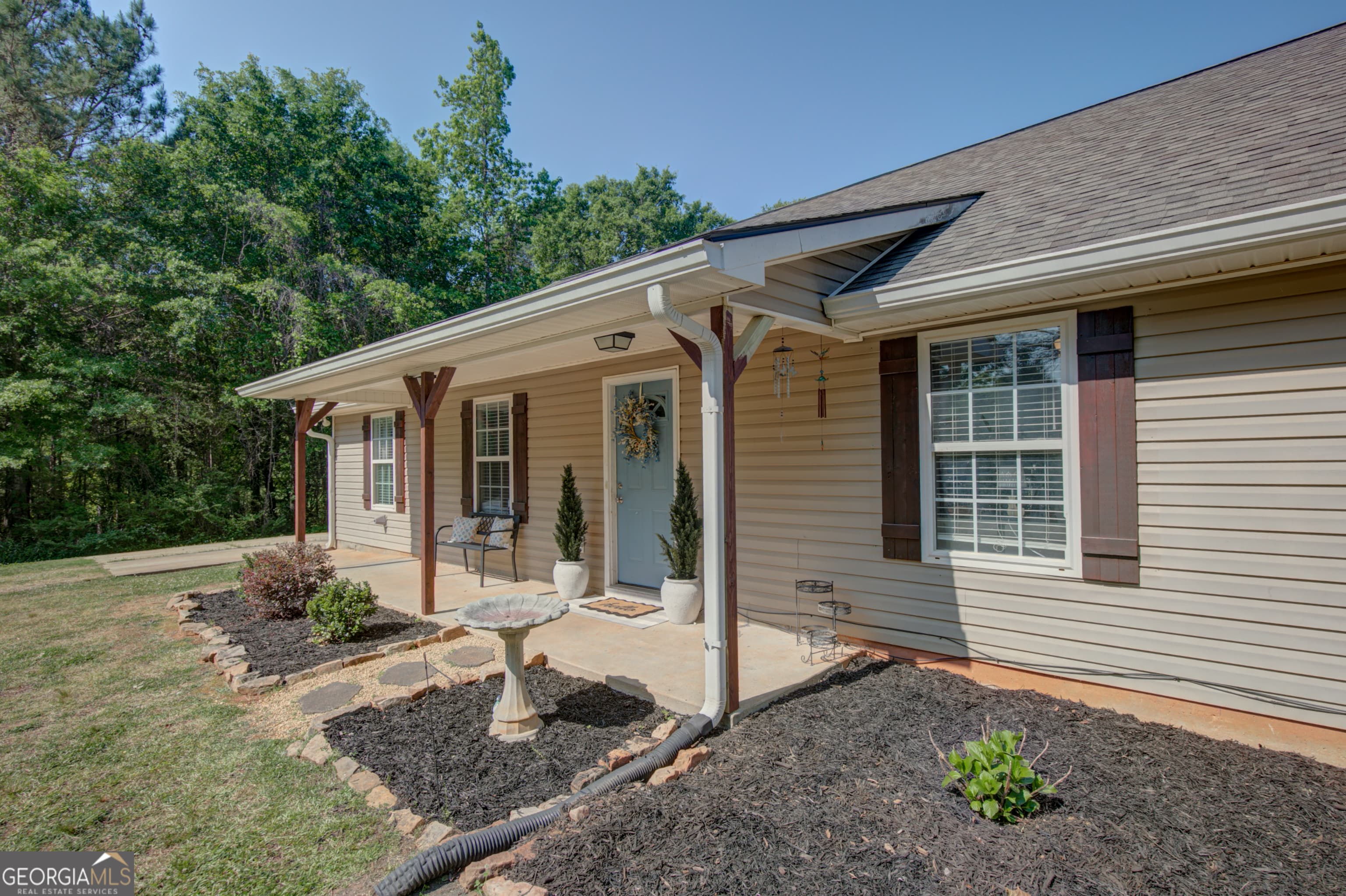 700 Spring Rd — photo 2