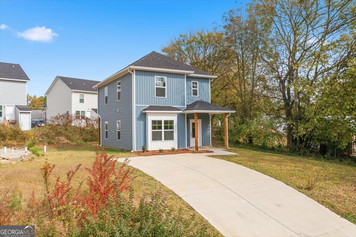 100 Hixville — photo 1