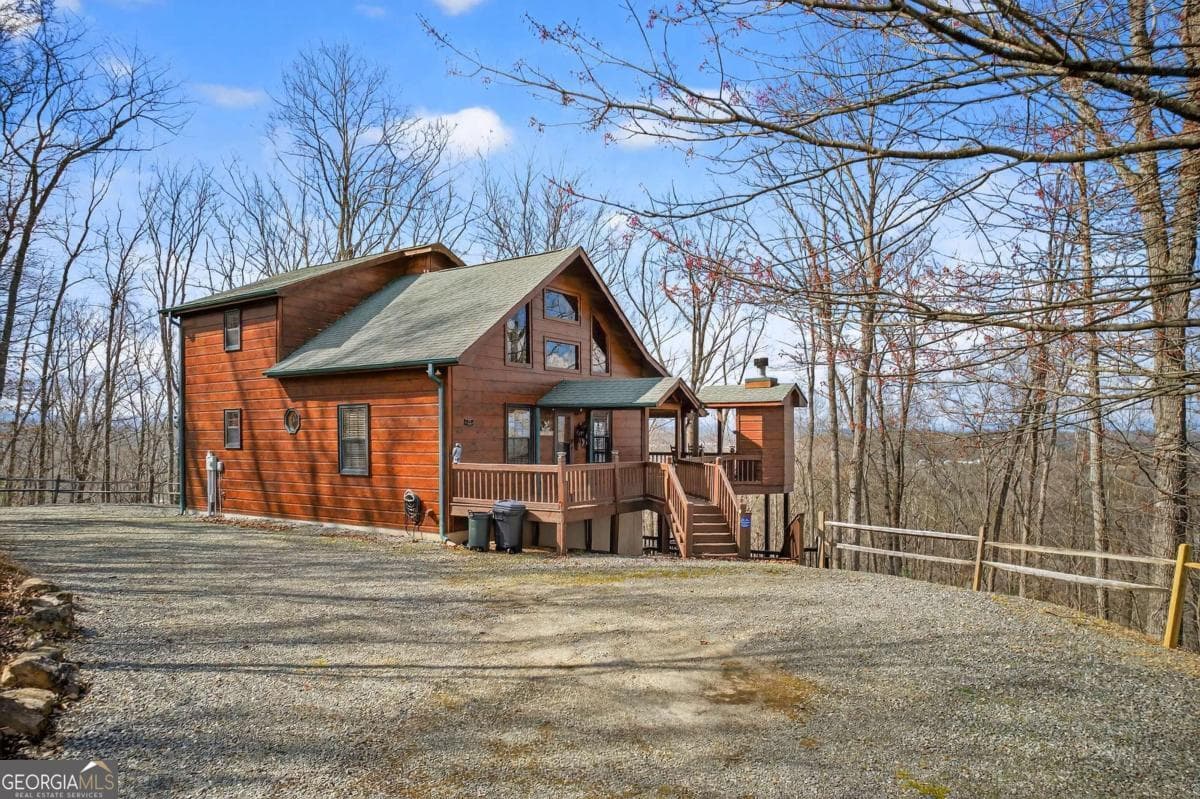 225 Eagles Nest Ln — photo 2