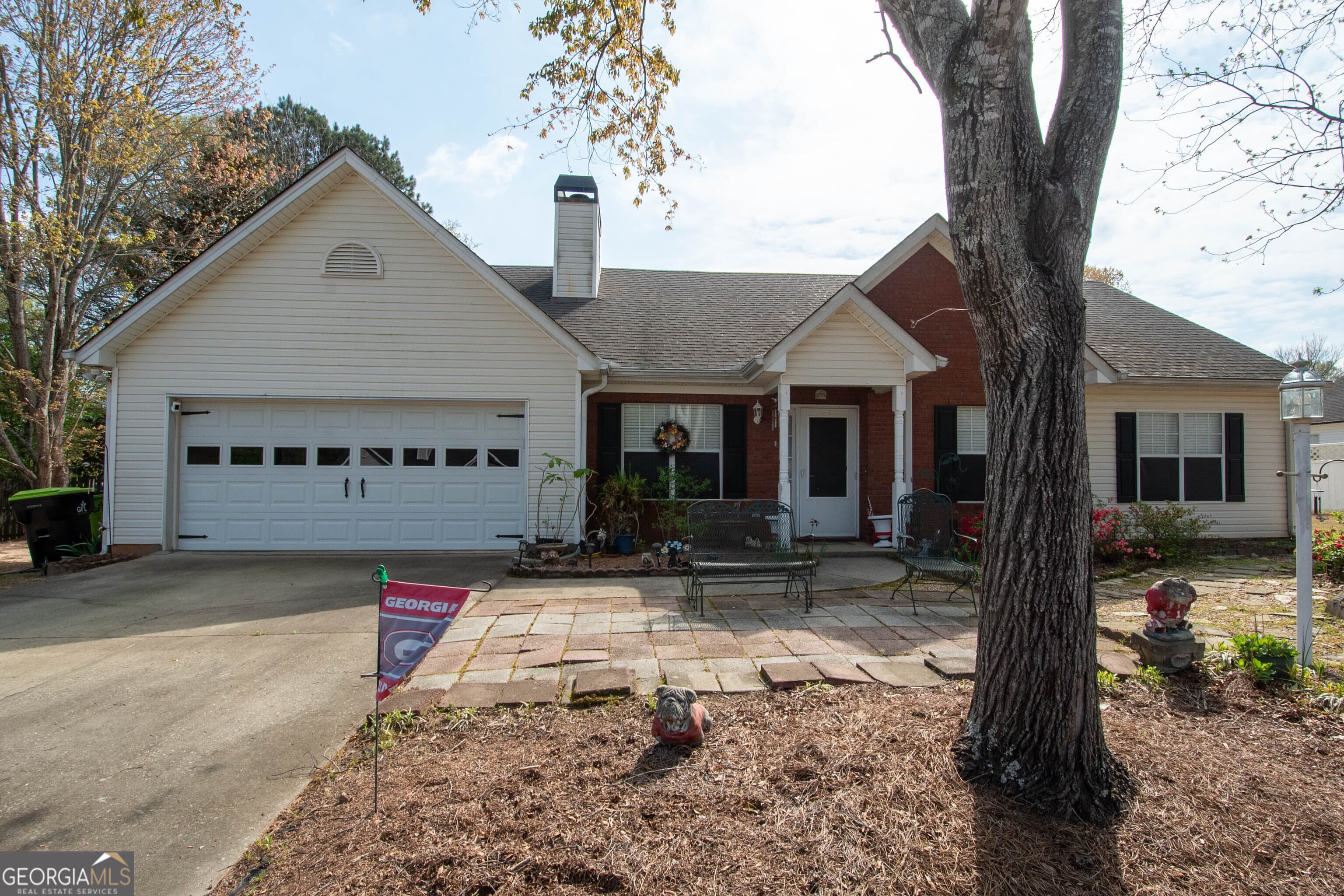 115 Oakview Trace — photo 2