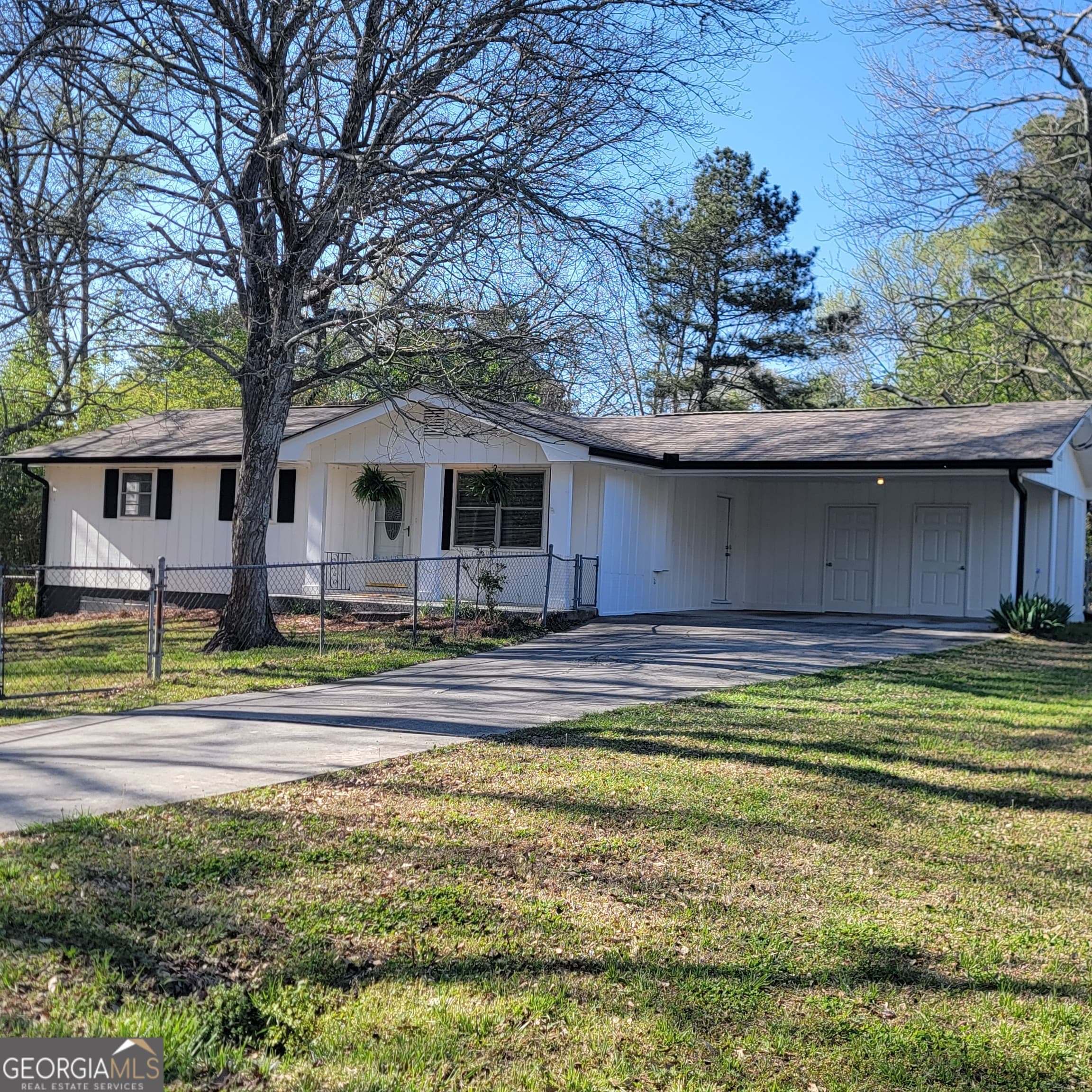 118 Meadows Ct — photo 1