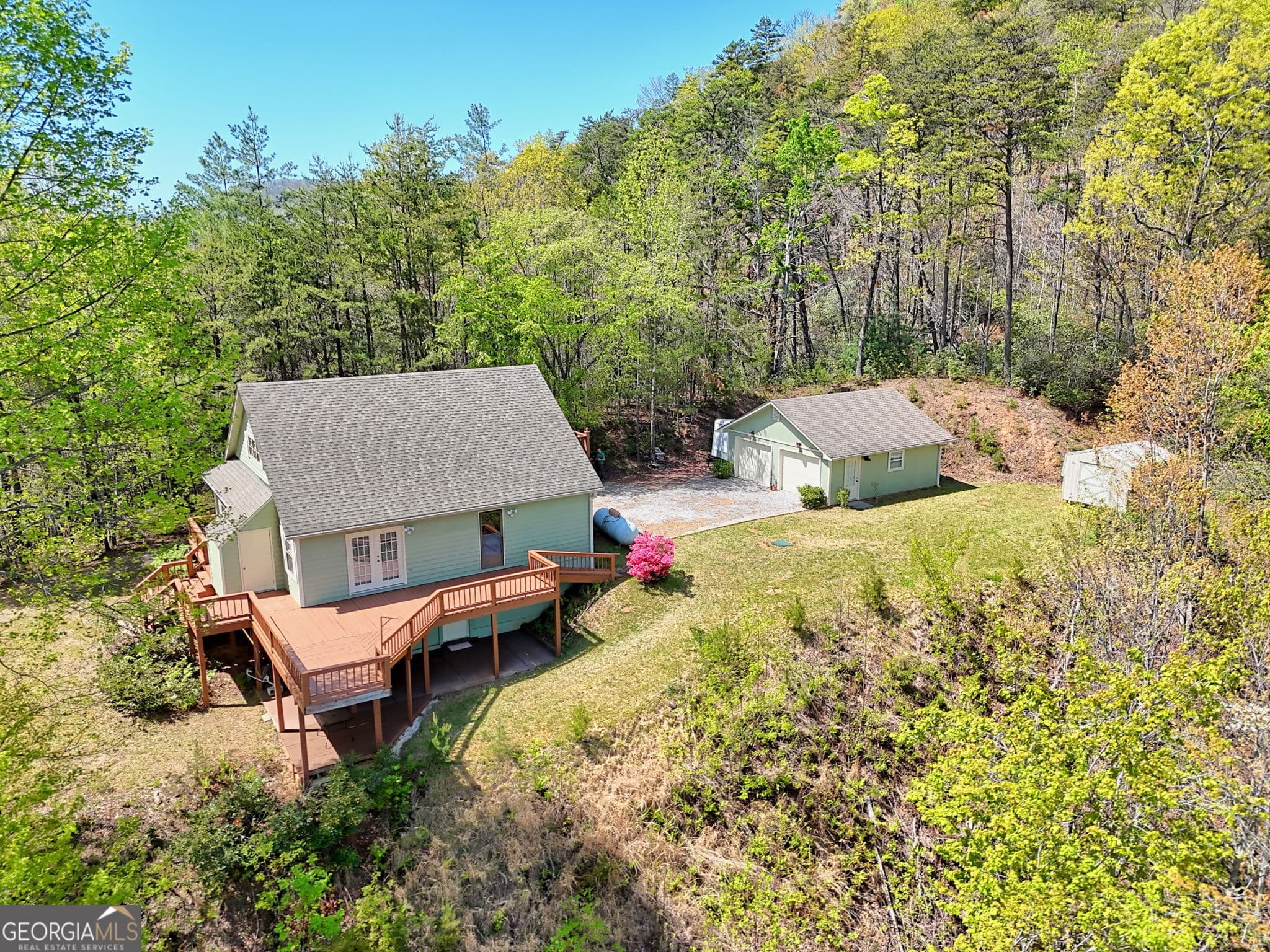 542 Eastern Cross Ln — photo 2